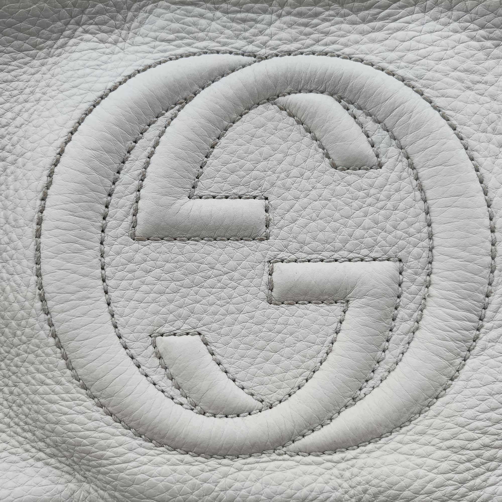 Pre-owned Gucci Soho White Leather 308364 shoulderbag | stylenewstar