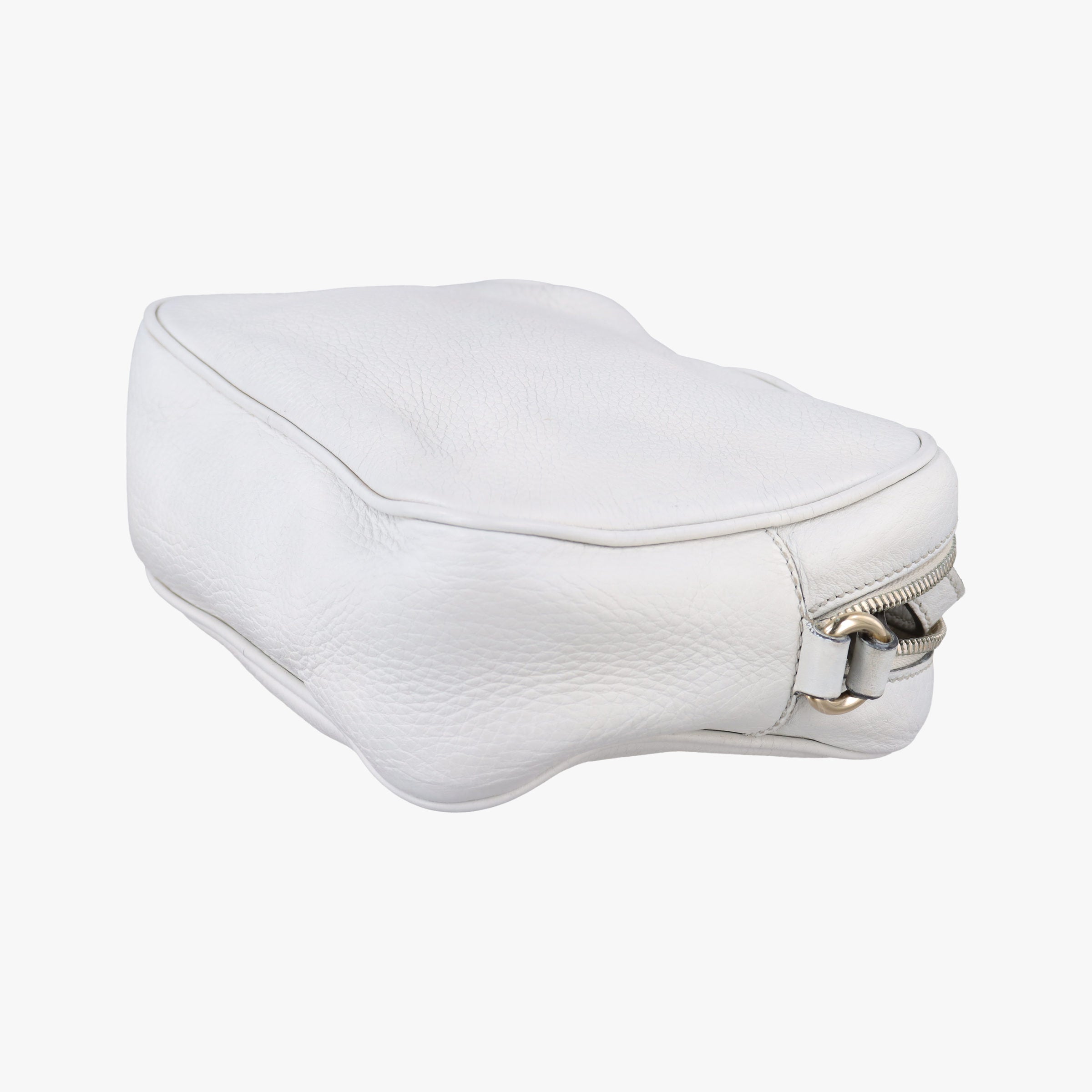 Pre-owned Gucci Soho White Leather 308364 shoulderbag | stylenewstar