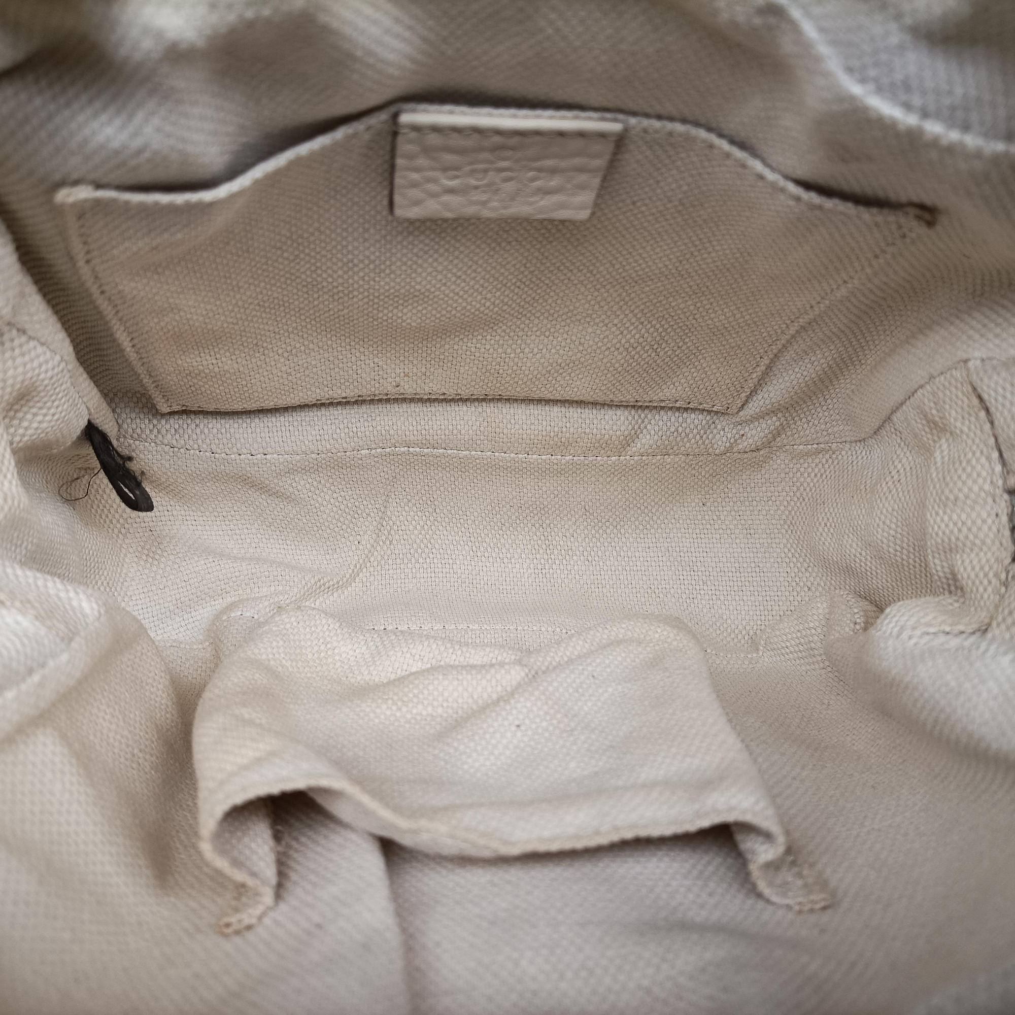 Pre-owned Gucci Soho White Leather 308364 shoulderbag | stylenewstar