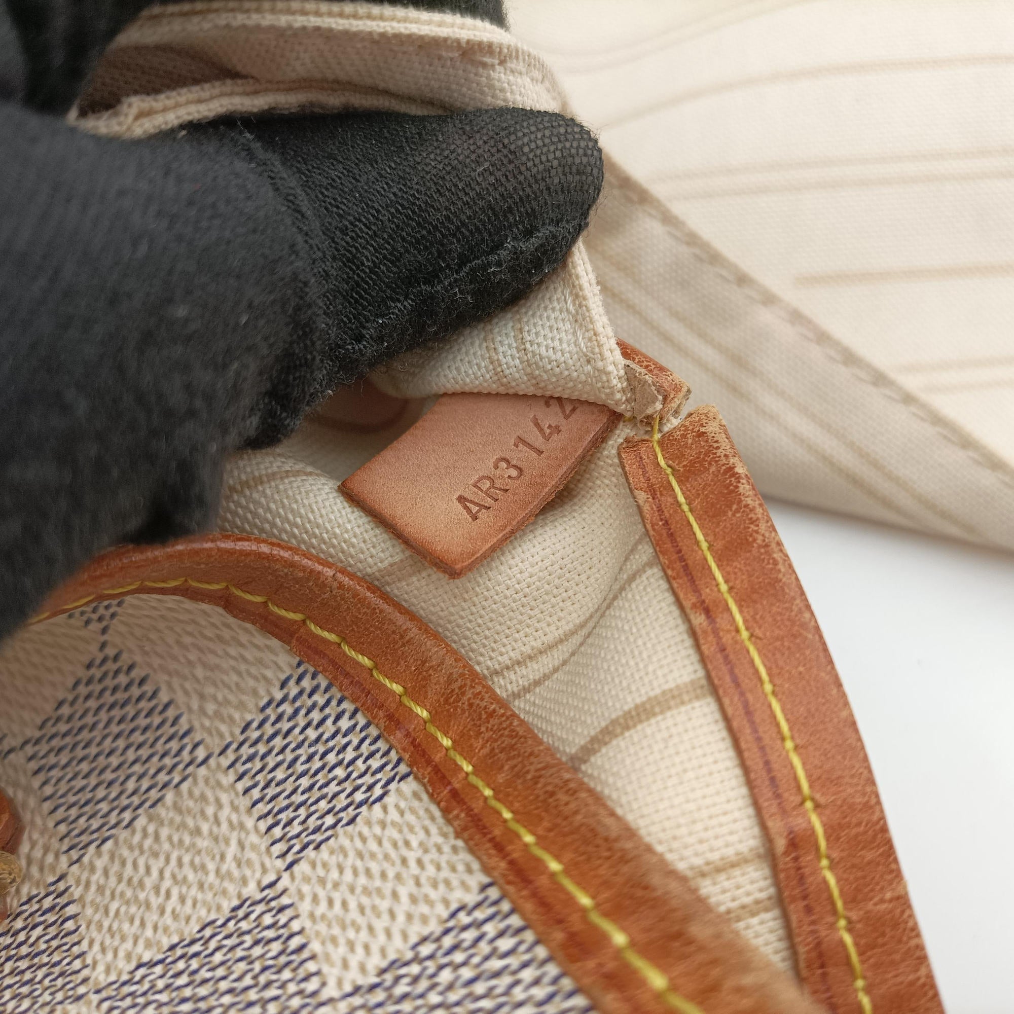 Secondhand Louis Vuitton Neverfull MM Azur Damier Canvas N51107 shoulderbag | stylenewstar