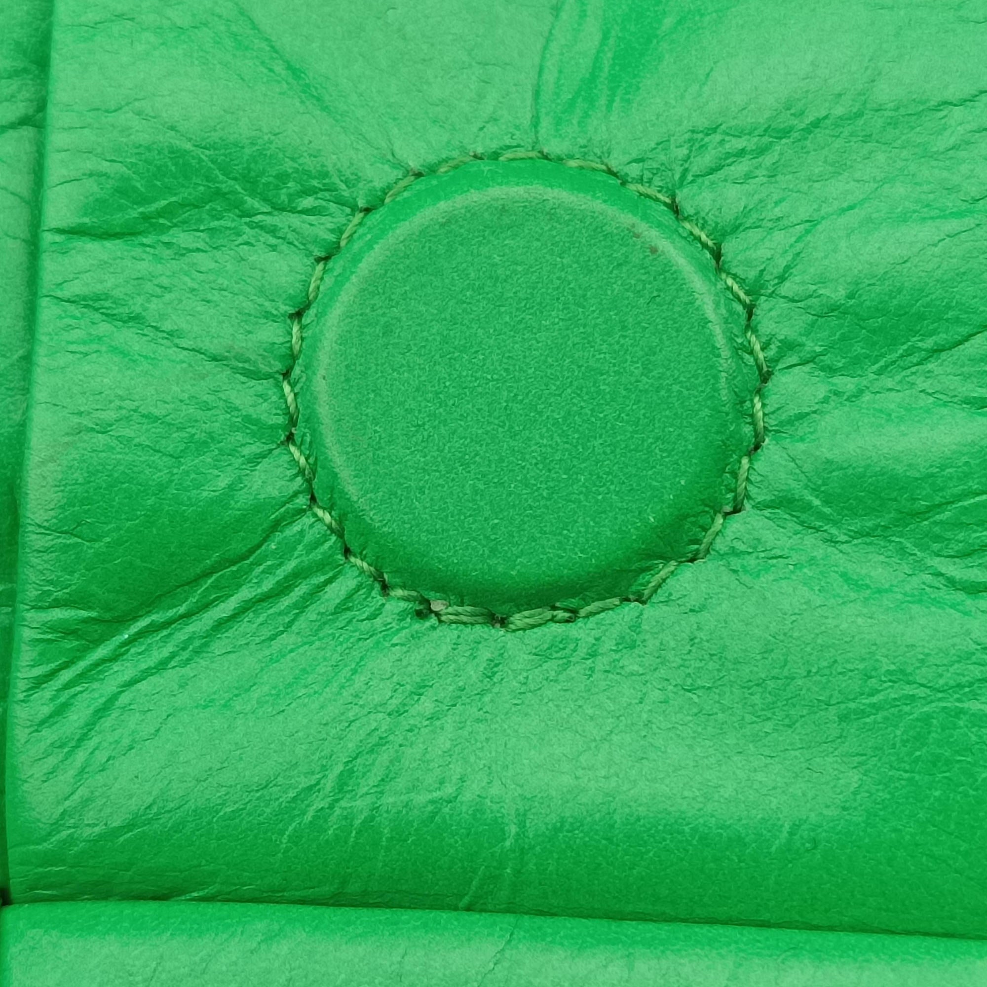 Pre-owned Bottega Veneta candy cassette Green Leather  shoulderbag | stylenewstar