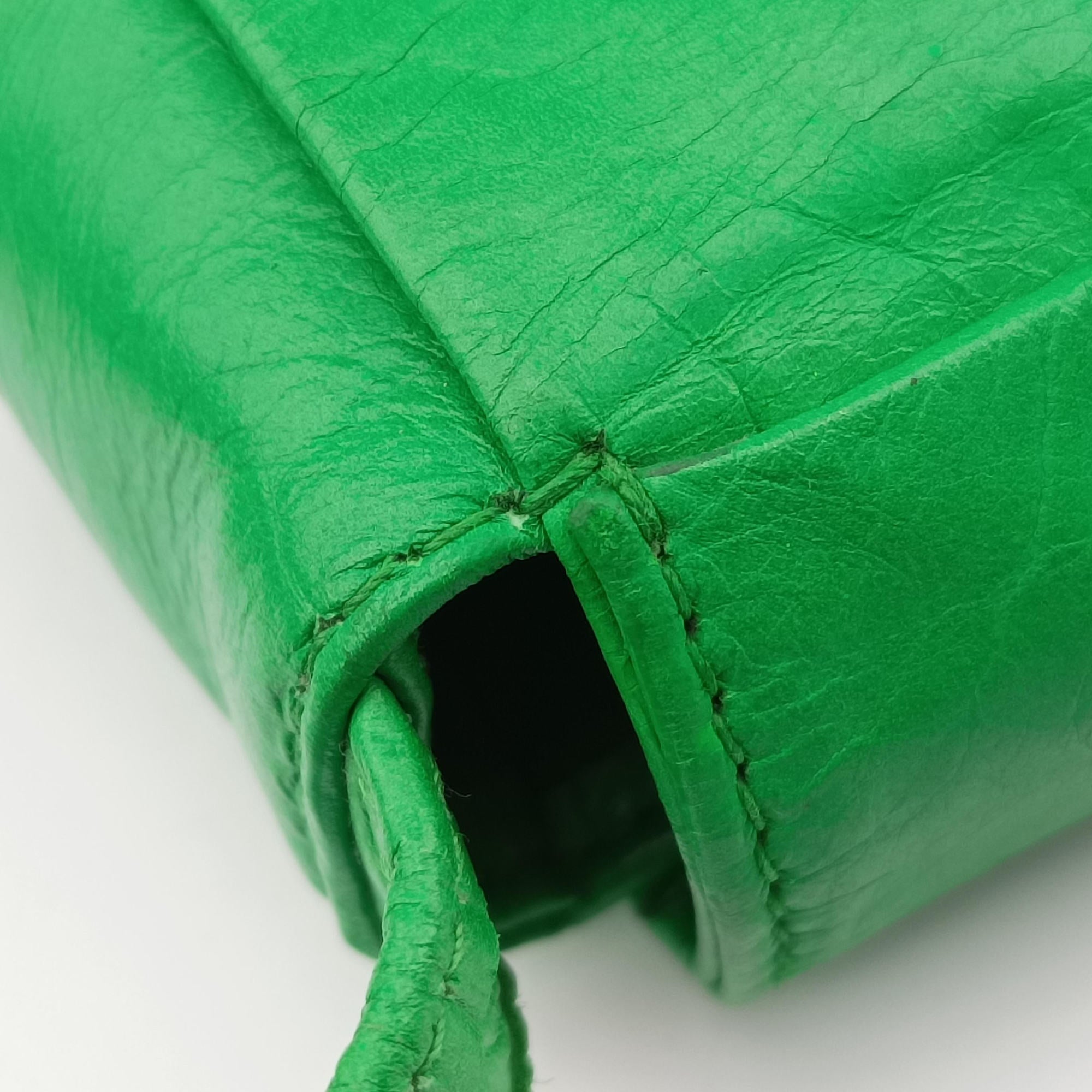 Pre-owned Bottega Veneta candy cassette Green Leather  shoulderbag | stylenewstar
