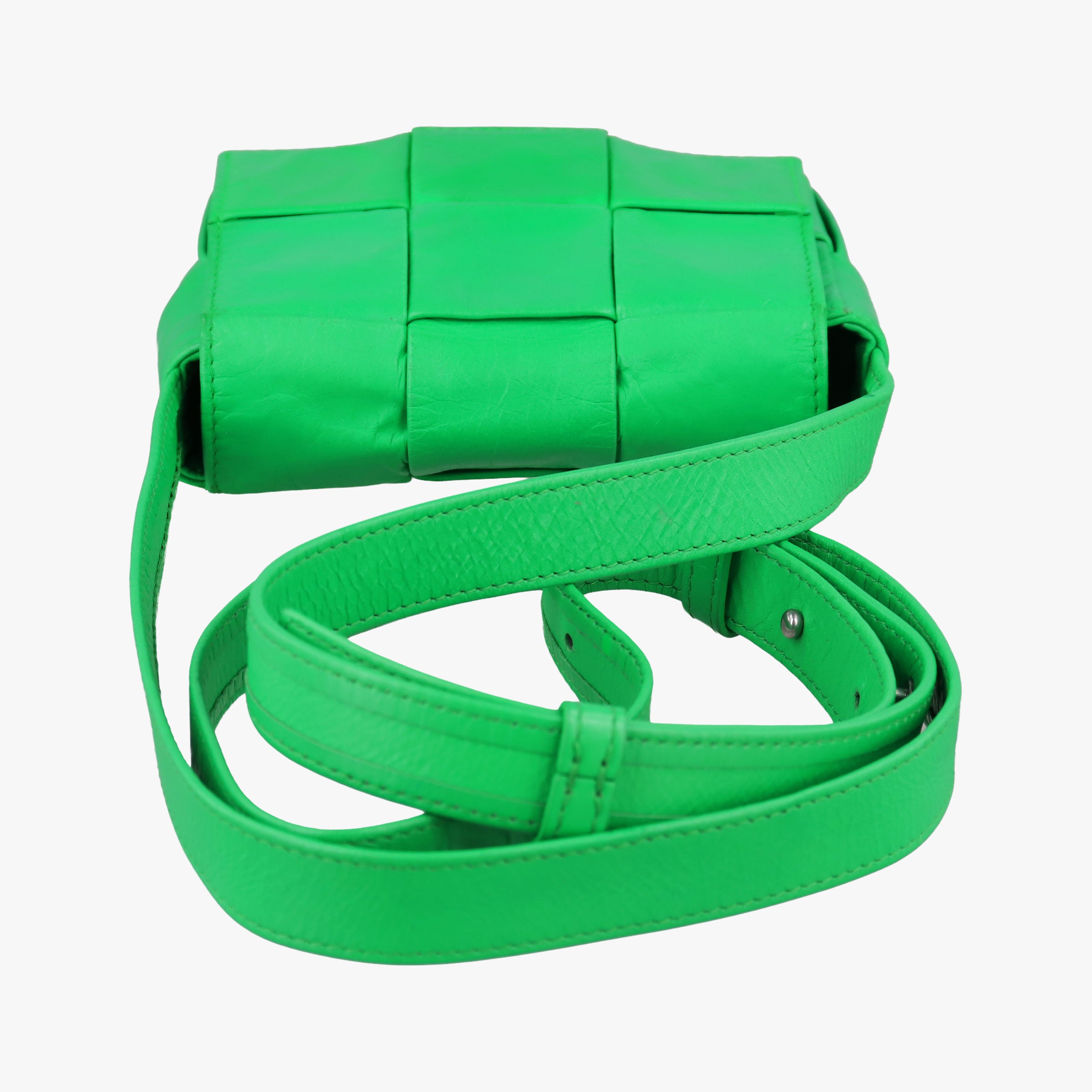 Pre-owned Bottega Veneta candy cassette Green Leather  shoulderbag | stylenewstar