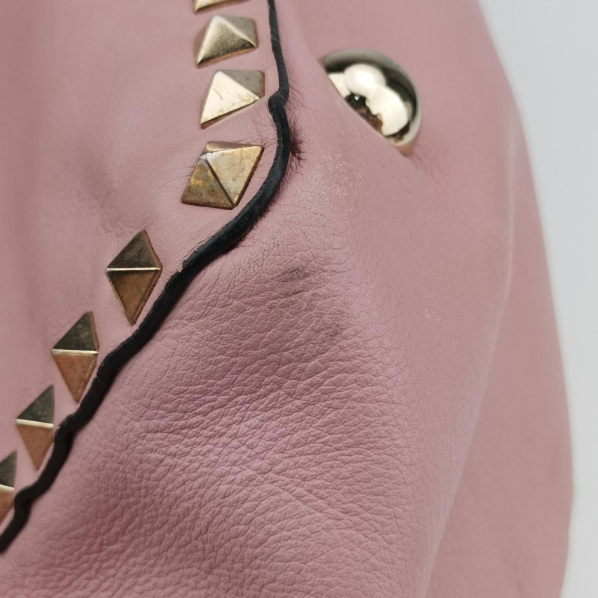 Pre-owned Valentino Rockstud Pink Leather  shoulderbag | stylenewstar