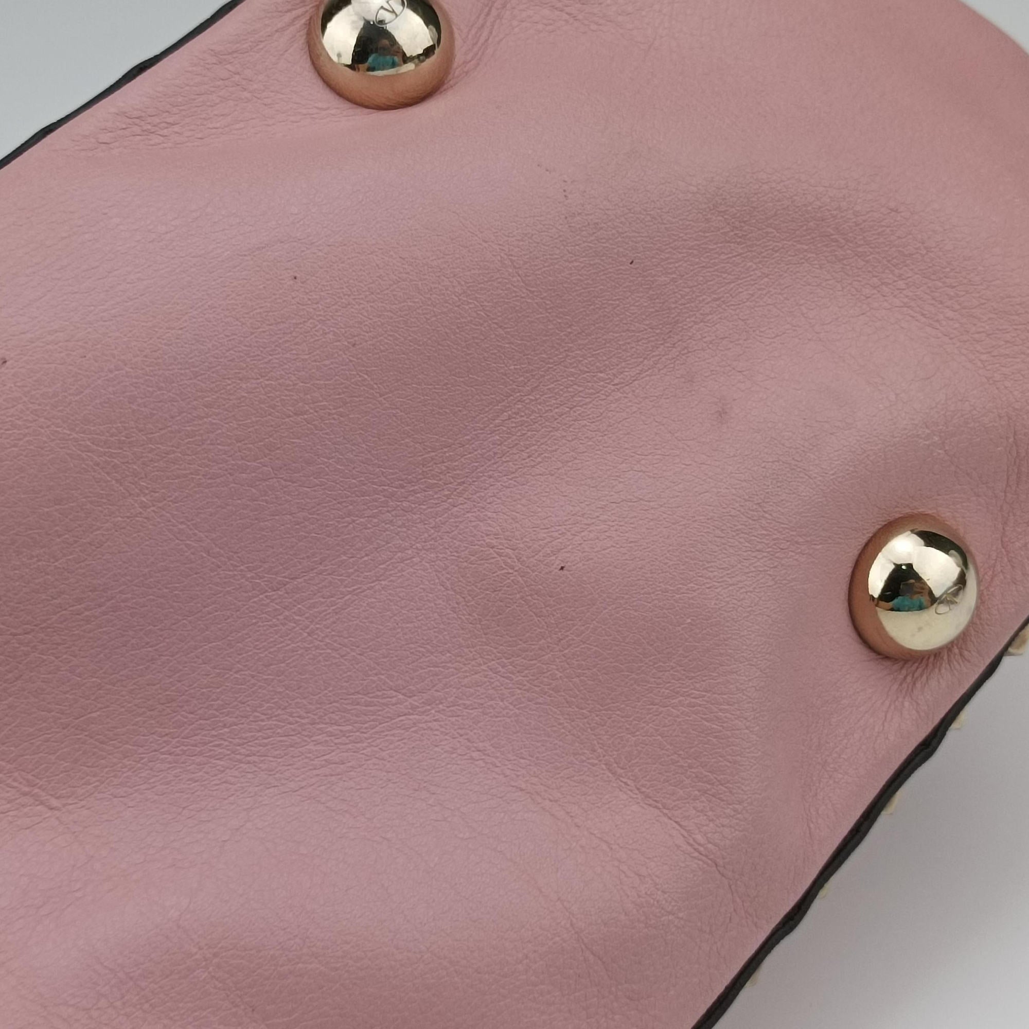 Pre-owned Valentino Rockstud Pink Leather  shoulderbag | stylenewstar