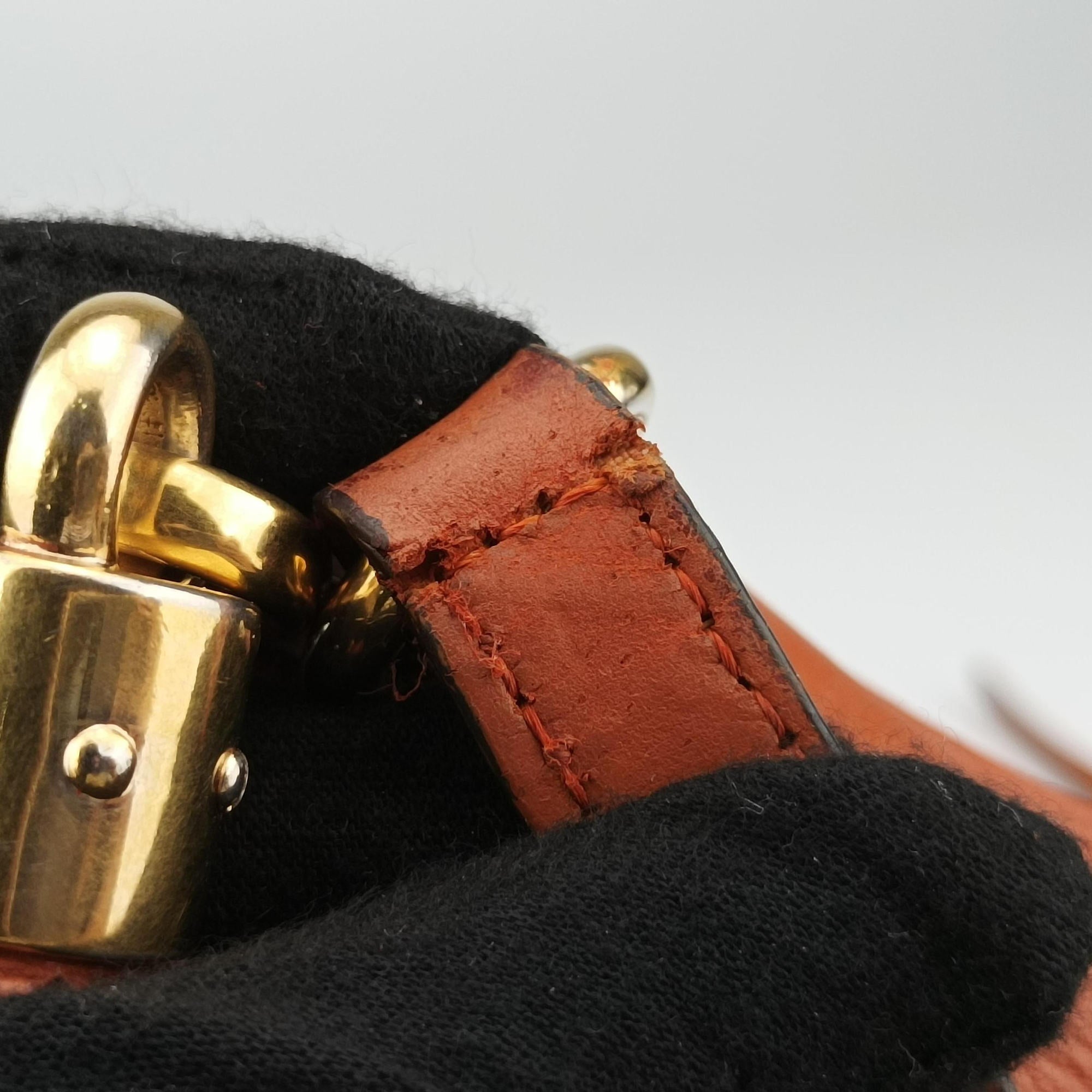 Secondhand Gucci Soho Orange Leather 308364 shoulderbag | stylenewstar