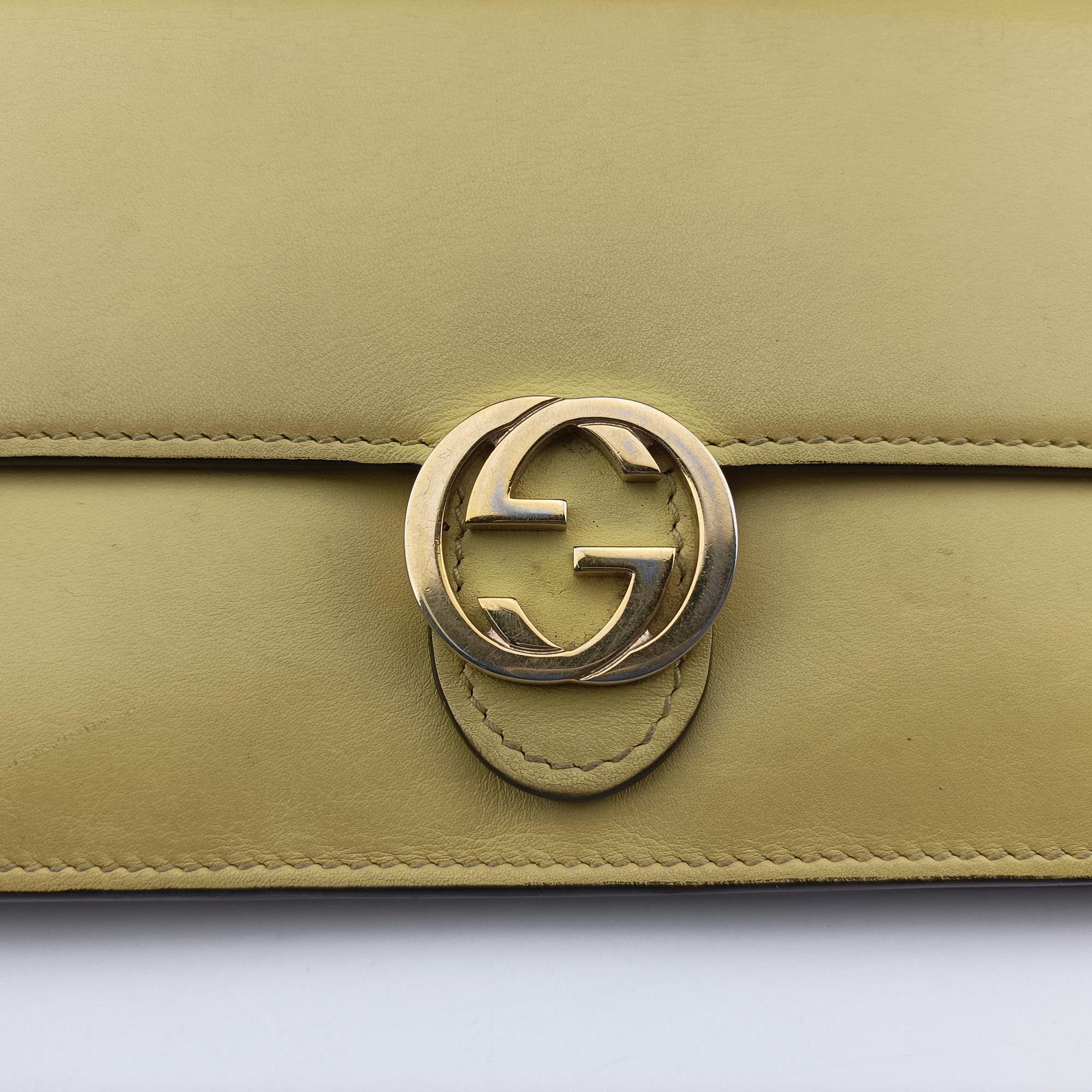 Secondhand Gucci Interlocking G Yellow Leather 369664 shoulderbag | stylenewstar