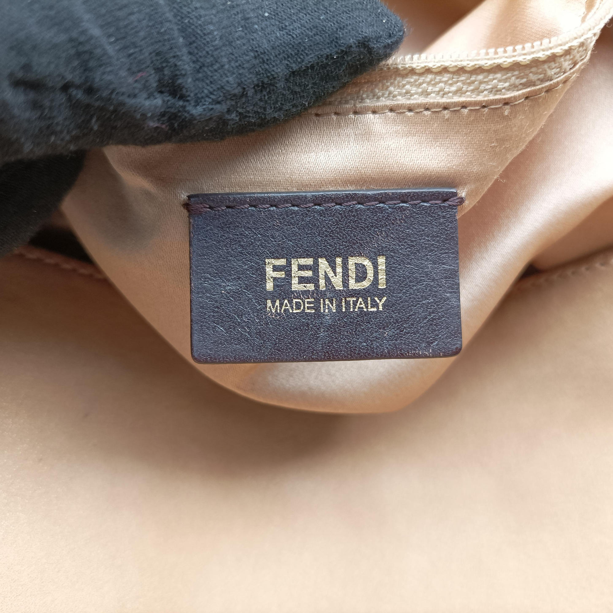 Pre-owned Fendi Big Mama Forever Flap Beige Leather 8BR638 shoulderbag | stylenewstar