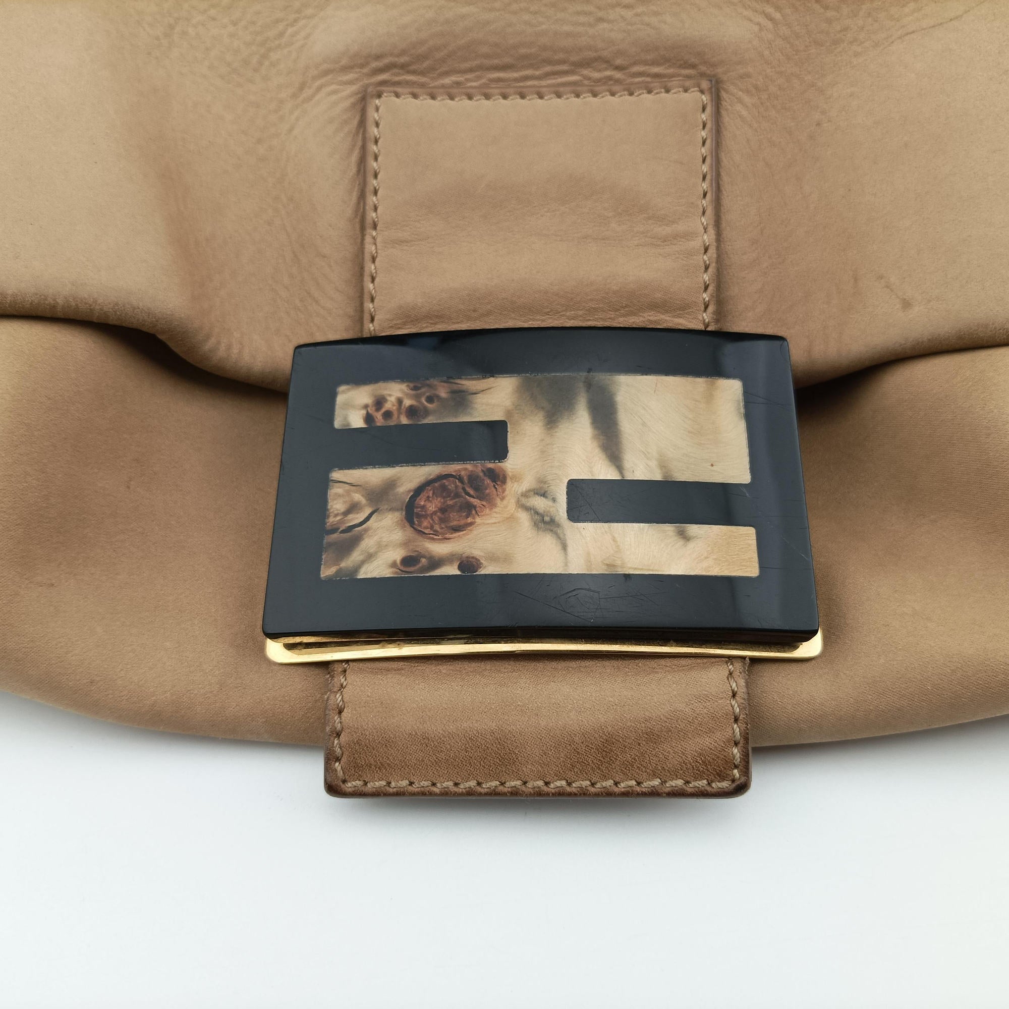 Pre-owned Fendi Big Mama Forever Flap Beige Leather 8BR638 shoulderbag | stylenewstar