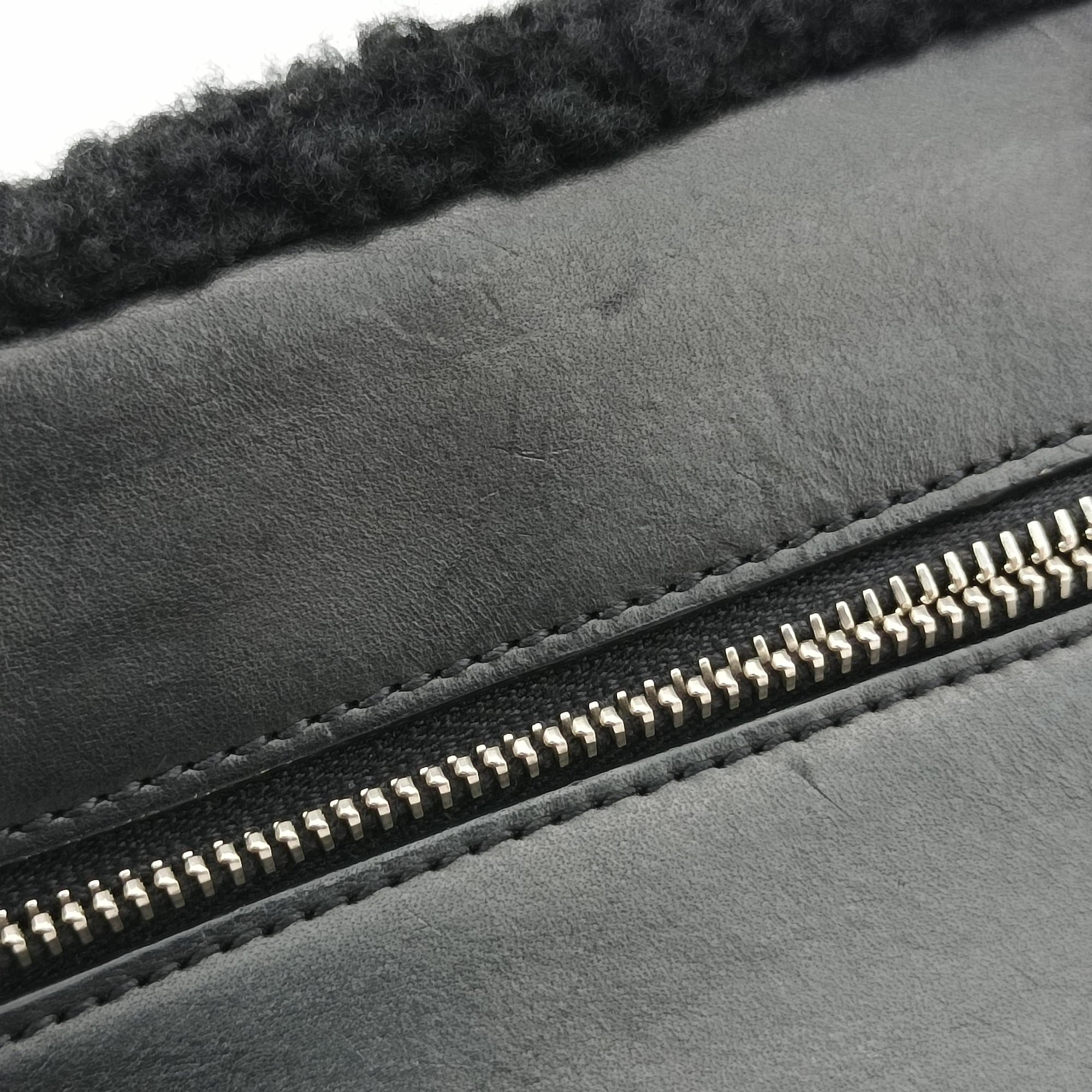 Pre-owned Yves Saint Laurent Lou Camera Bag Black  Fur x leather 534444 bum bag/waist bag | stylenewstar