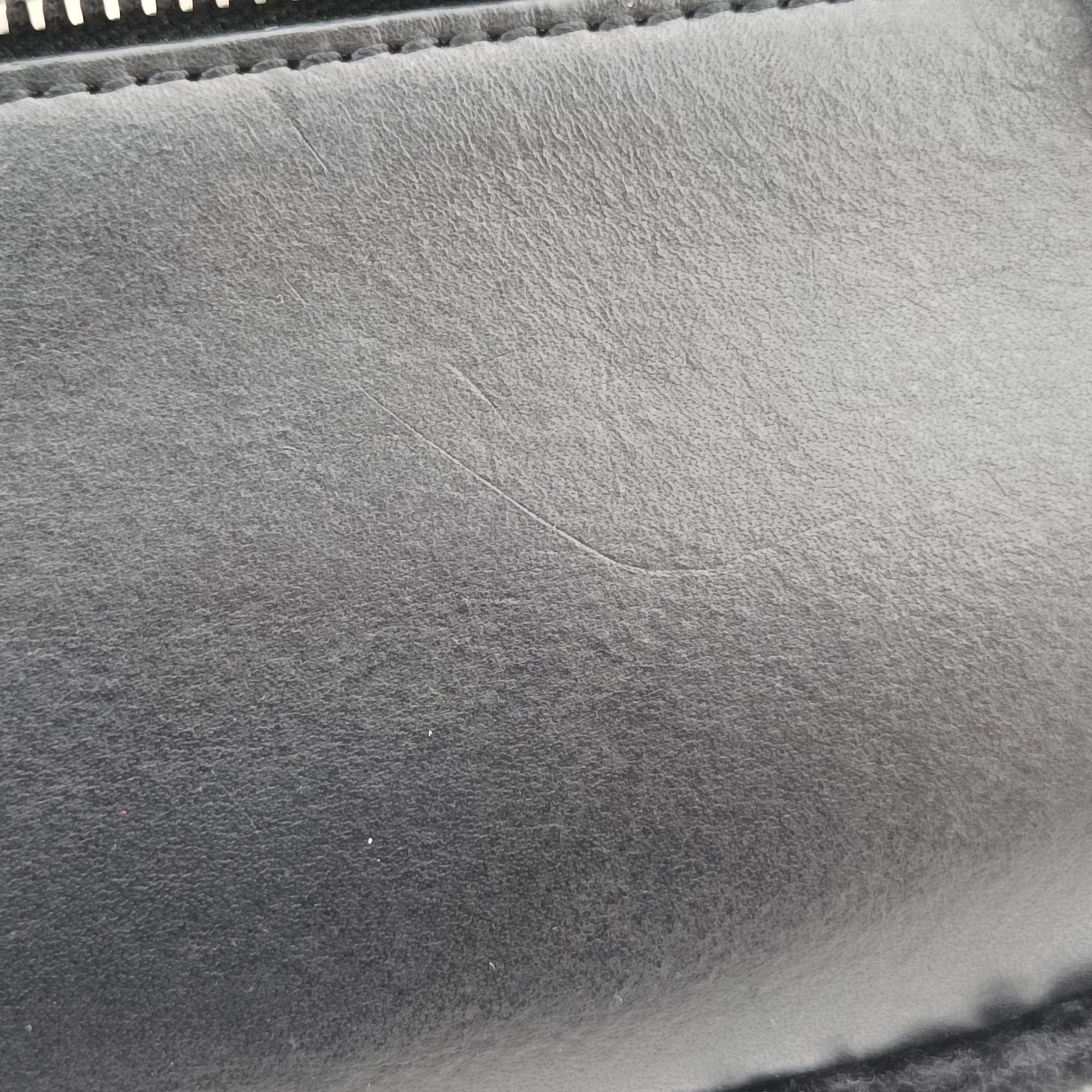 Pre-owned Yves Saint Laurent Lou Camera Bag Black  Fur x leather 534444 bum bag/waist bag | stylenewstar
