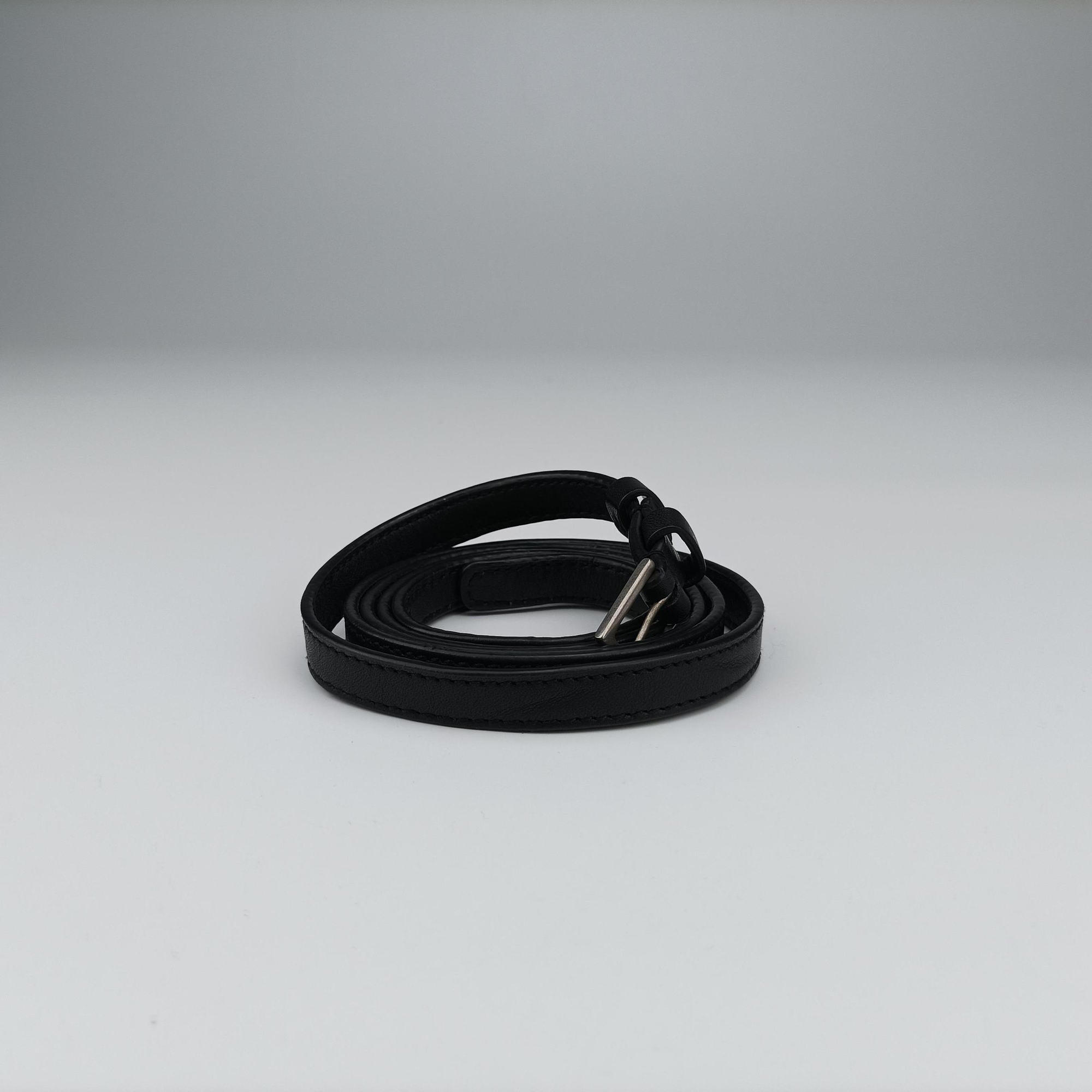 Pre-owned Yves Saint Laurent Lou Camera Bag Black  Fur x leather 534444 bum bag/waist bag | stylenewstar