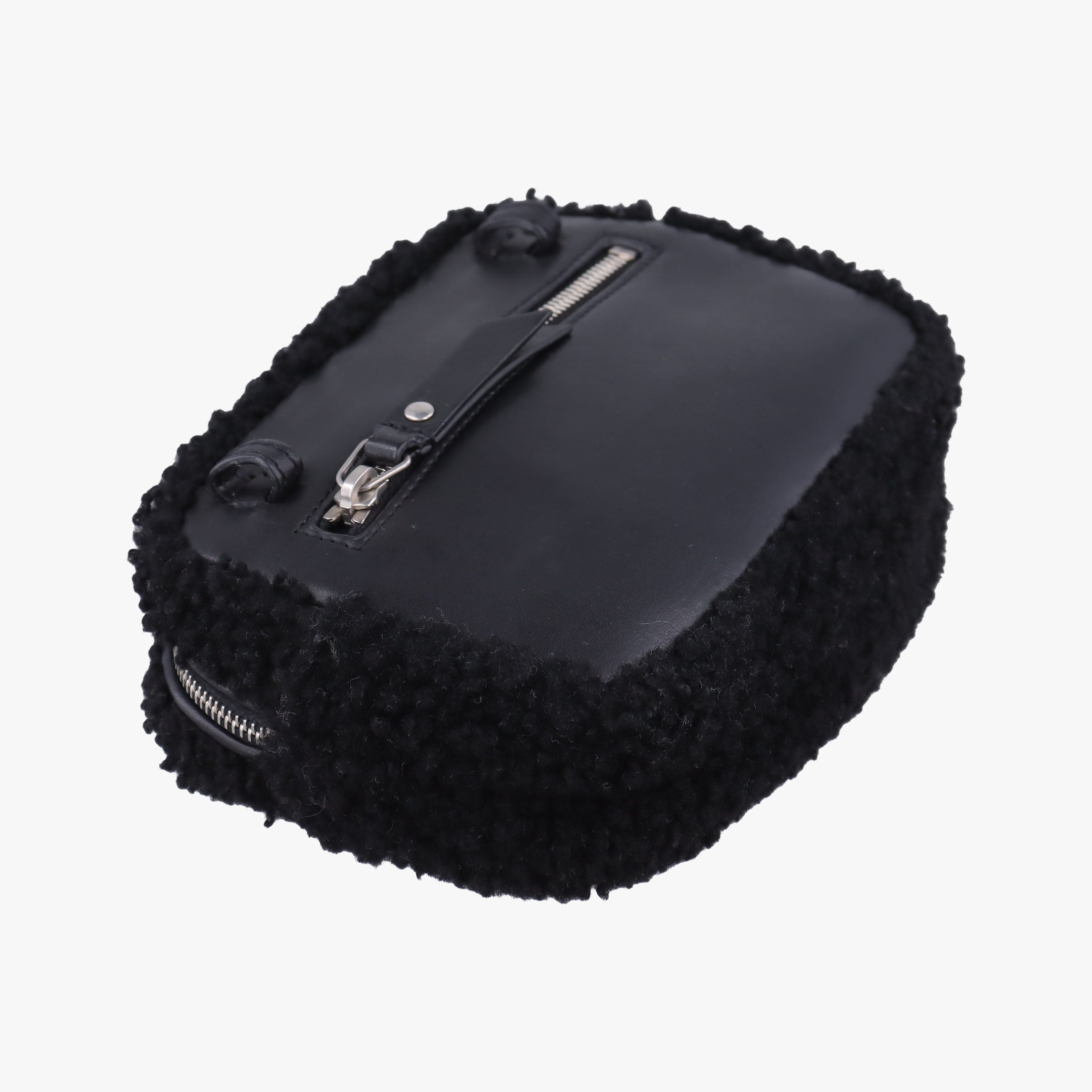 Pre-owned Yves Saint Laurent Lou Camera Bag Black  Fur x leather 534444 bum bag/waist bag | stylenewstar