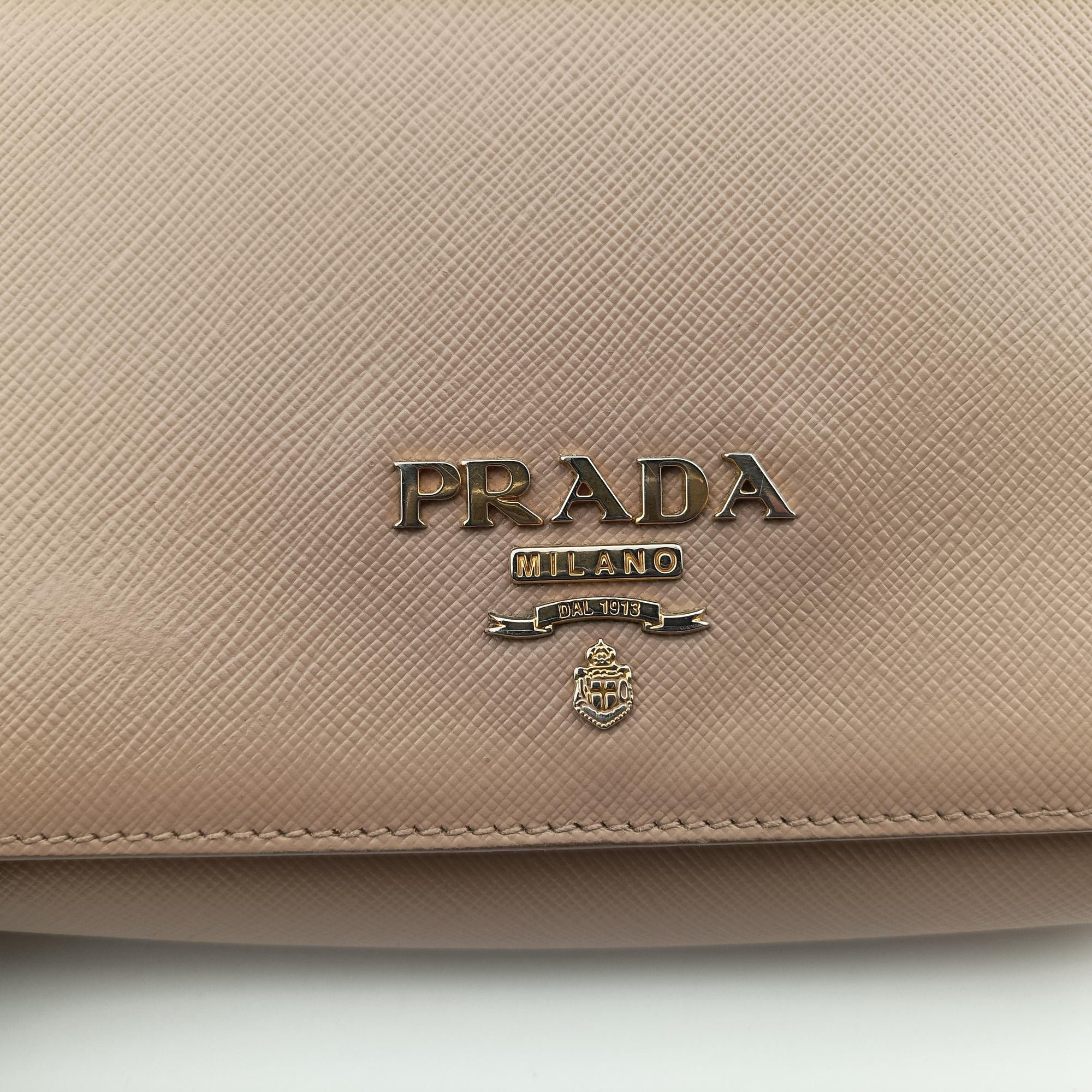 Pre-owned Prada Vitello Diano Pink Saffiano Leather 1DH044 shoulderbag | stylenewstar