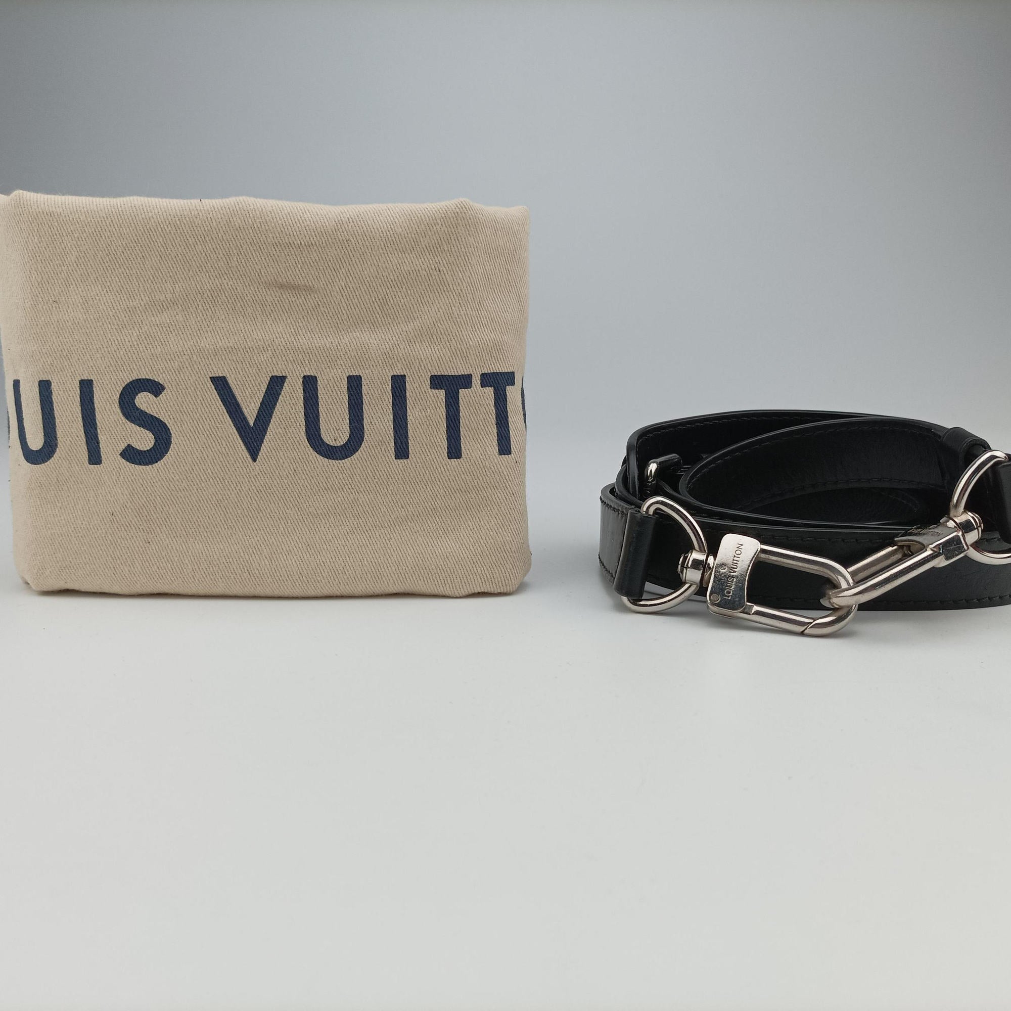 Secondhand Louis Vuitton Dandy Briefcase MM Noir Epi M54404 shoulderbag | stylenewstar