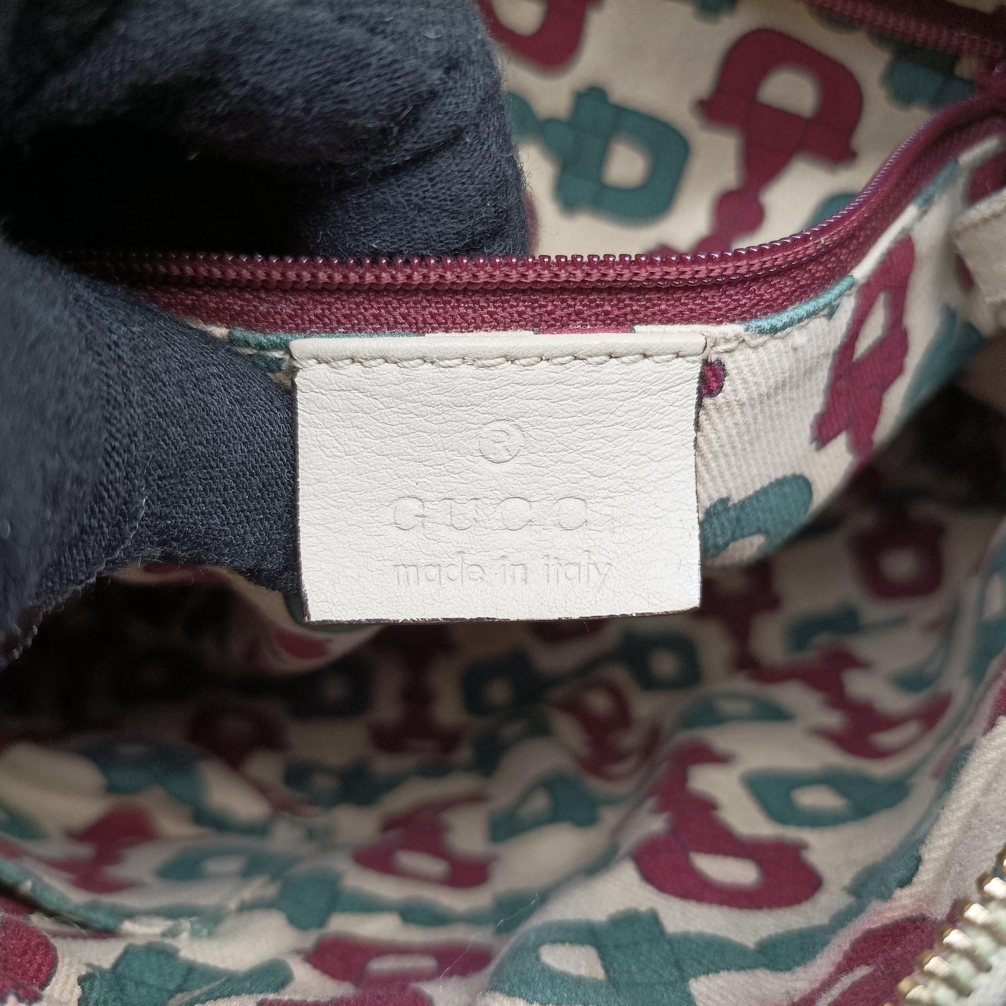 Pre-owned Gucci Abbey D-ring Hobo White Leather 190525 shoulderbag | stylenewstar