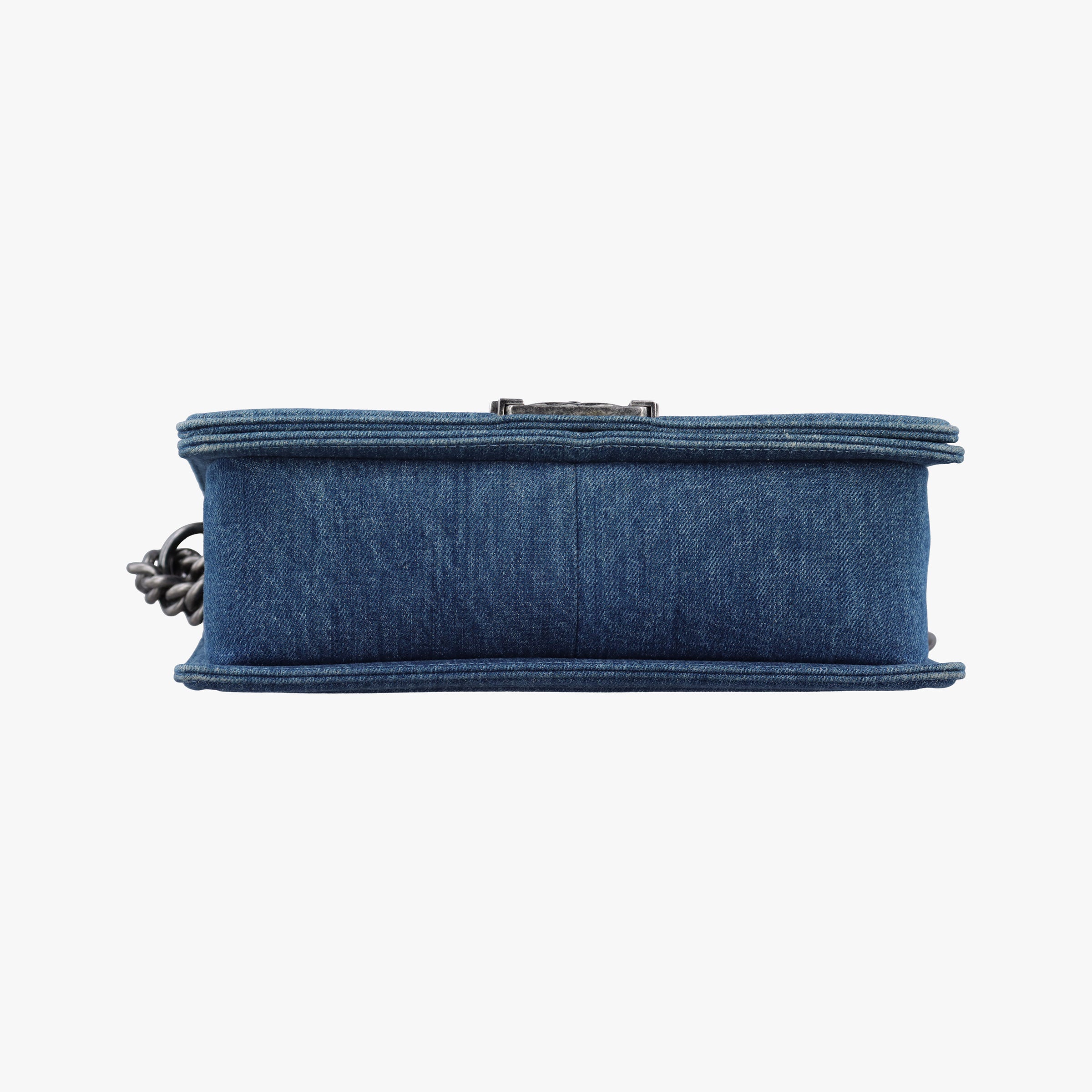 Pre-owned Chanel BOY CHANEL blue×Multicolour denim A67086 shoulderbag | stylenewstar