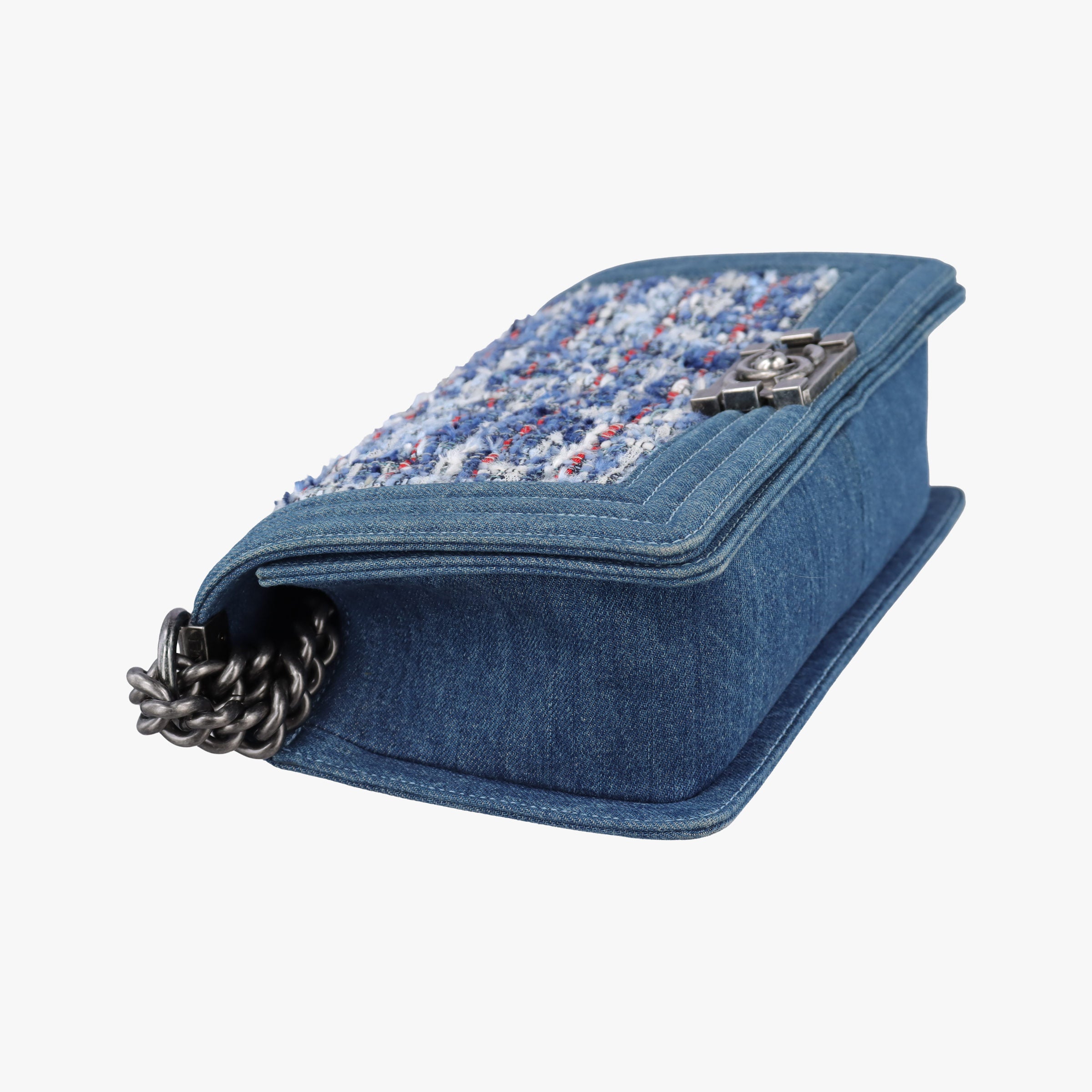 Pre-owned Chanel BOY CHANEL blue×Multicolour denim A67086 shoulderbag | stylenewstar