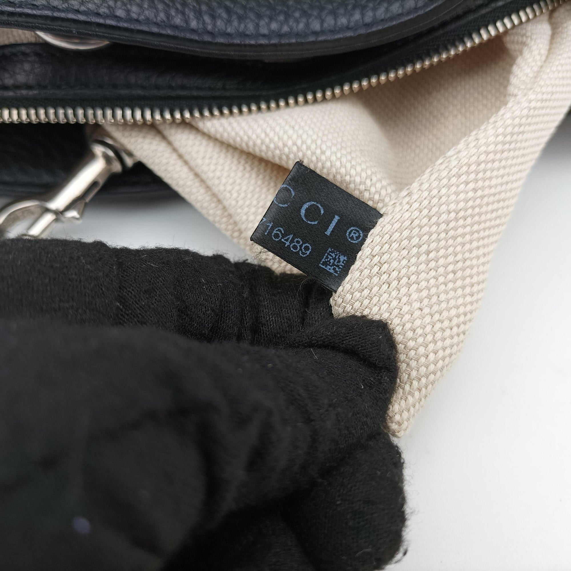 Pre-owned Gucci Soho Black Leather 308982 shoulderbag | stylenewstar