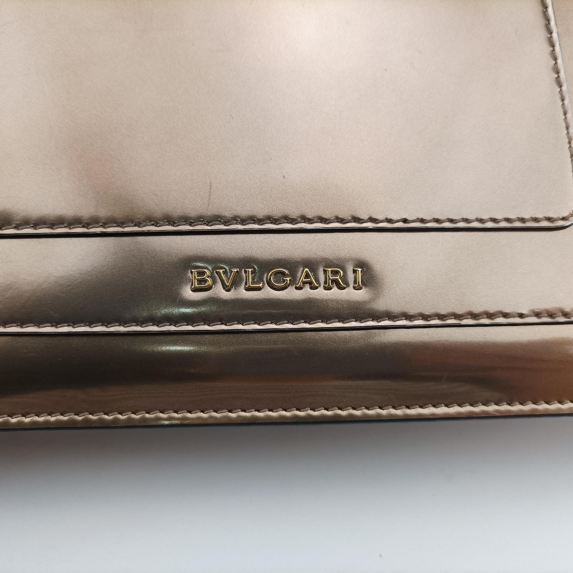 Pre-owned Bvlgari SERPENTI FOREVER Golden Leather  shoulderbag | stylenewstar