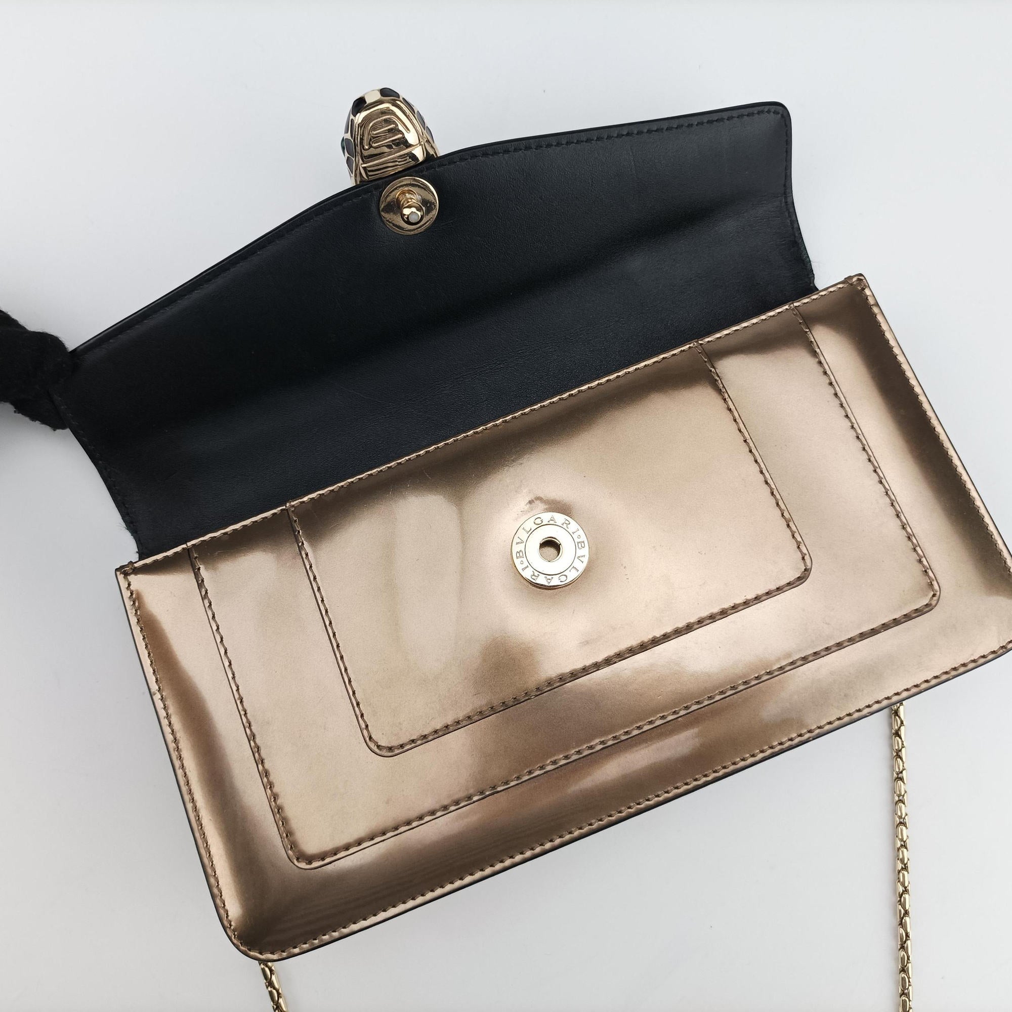 Pre-owned Bvlgari SERPENTI FOREVER Golden Leather  shoulderbag | stylenewstar