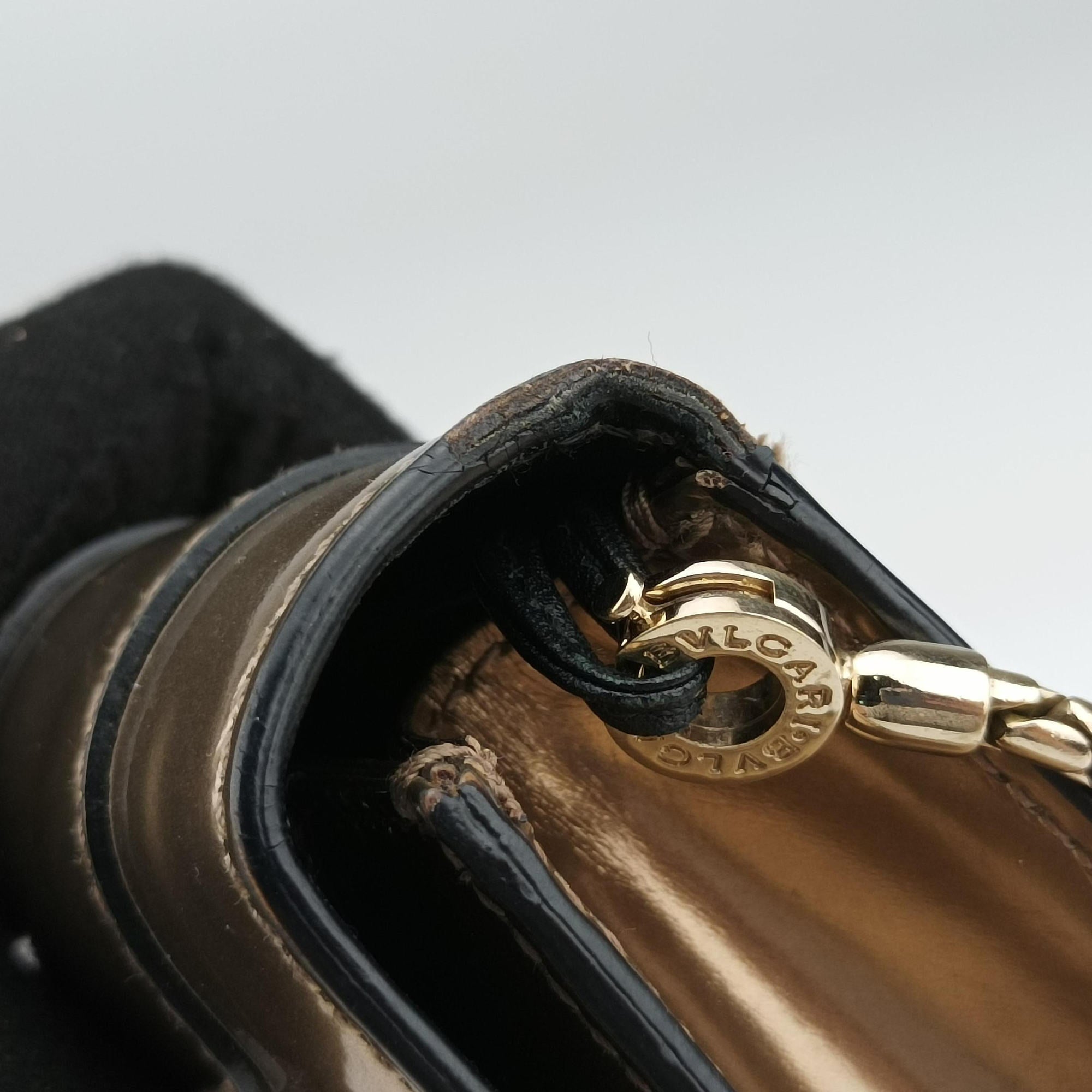 Pre-owned Bvlgari SERPENTI FOREVER Golden Leather  shoulderbag | stylenewstar