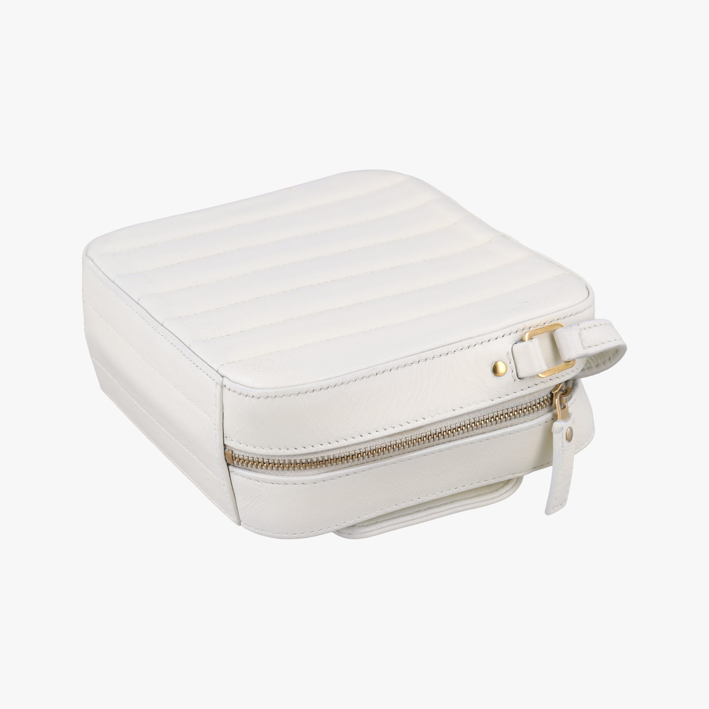 Vintage Yves Saint Laurent VICKY camera White lambskin 555052 shoulderbag | stylenewstar