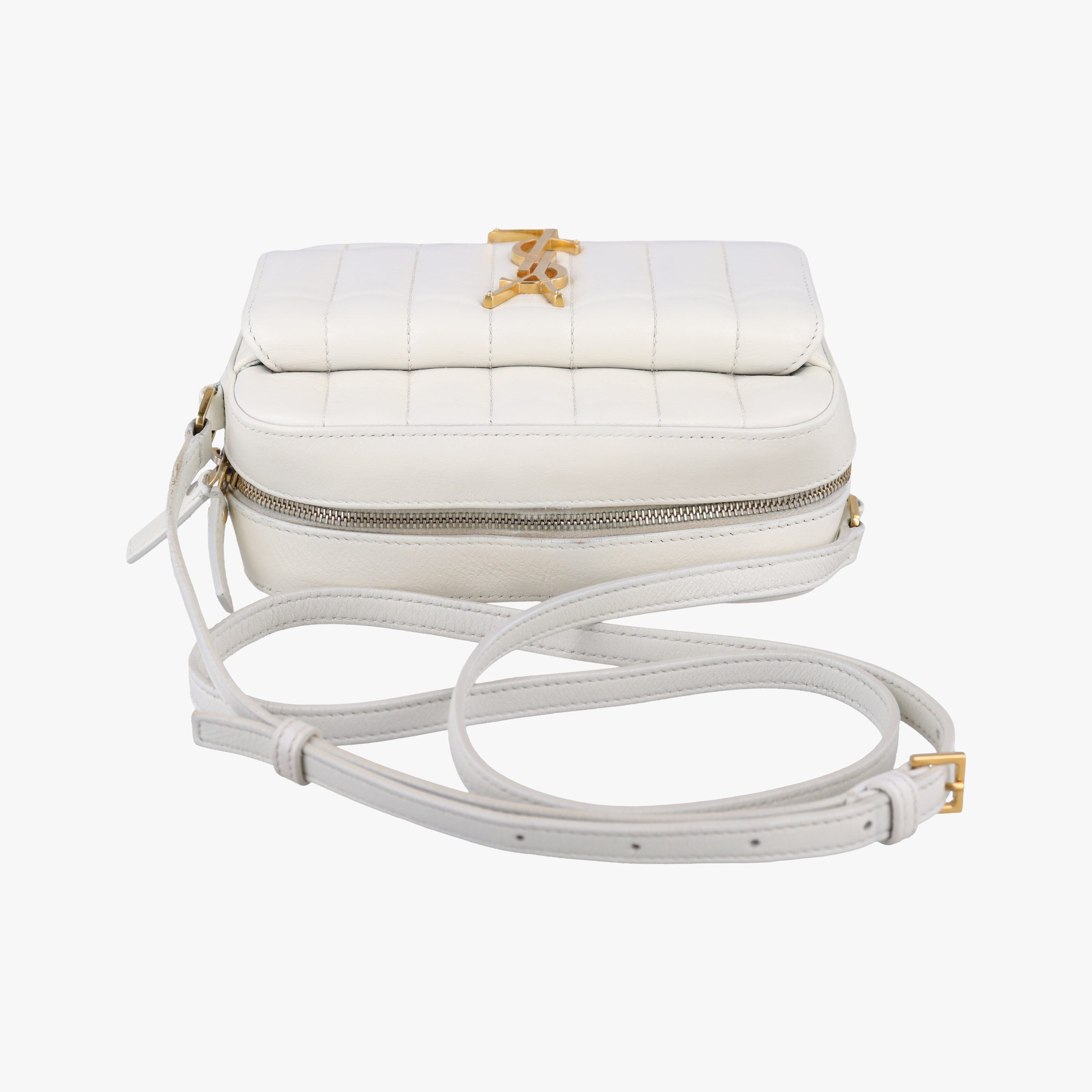 Vintage Yves Saint Laurent VICKY camera White lambskin 555052 shoulderbag | stylenewstar