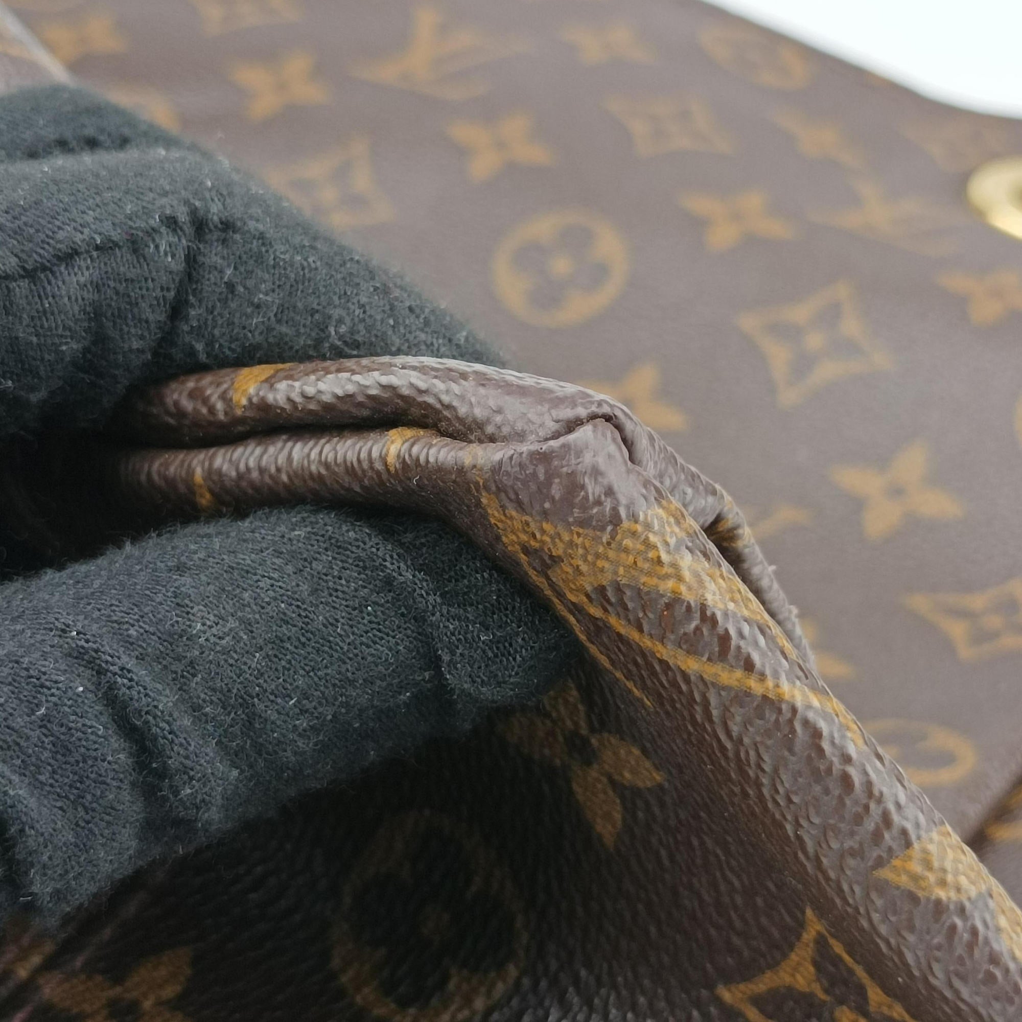 Vintage Louis Vuitton ARTSY MM Brown Monogram Canvas M40249 handbag | stylenewstar