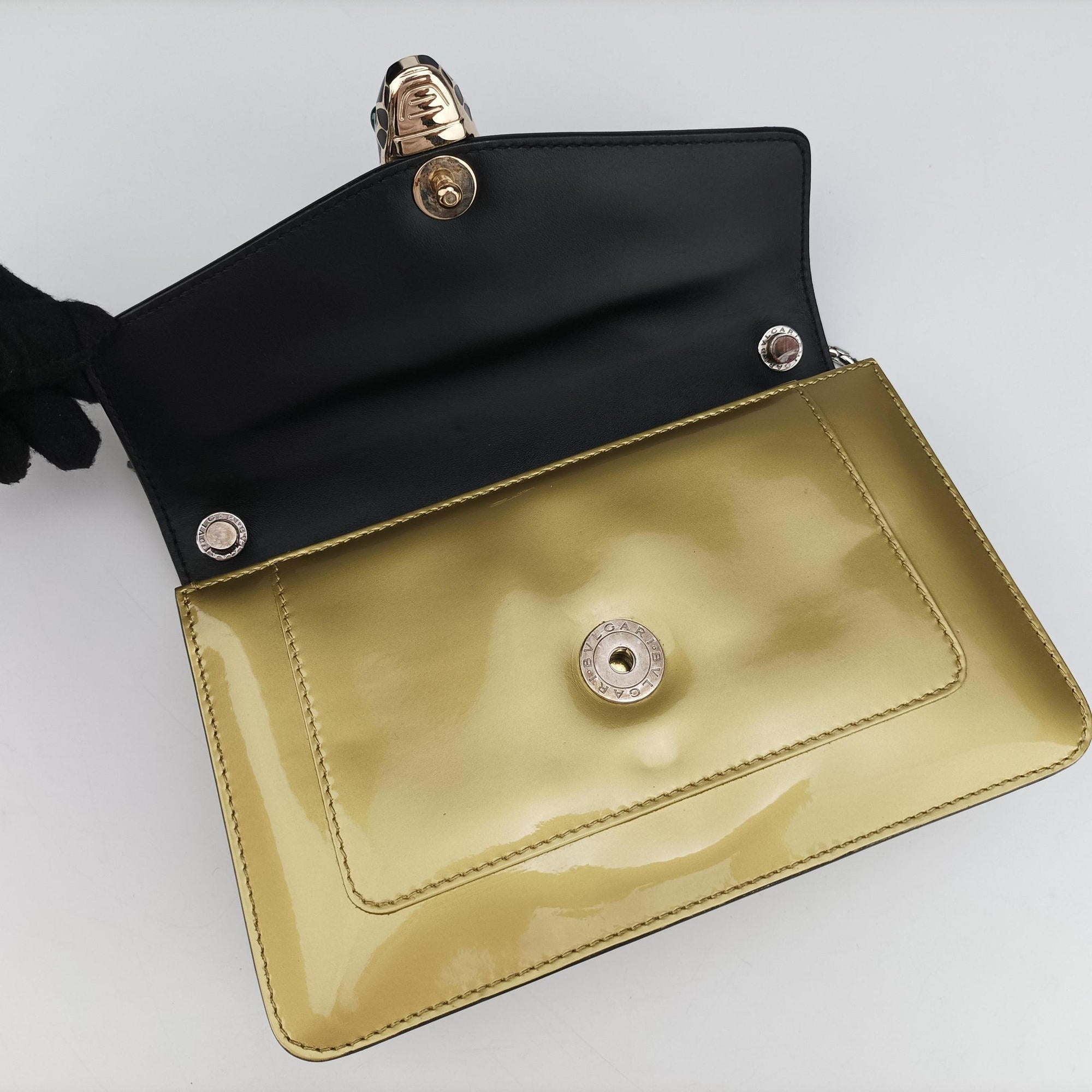 Pre-owned Bvlgari SERPENTI FOREVER Golden Leather  shoulderbag | stylenewstar