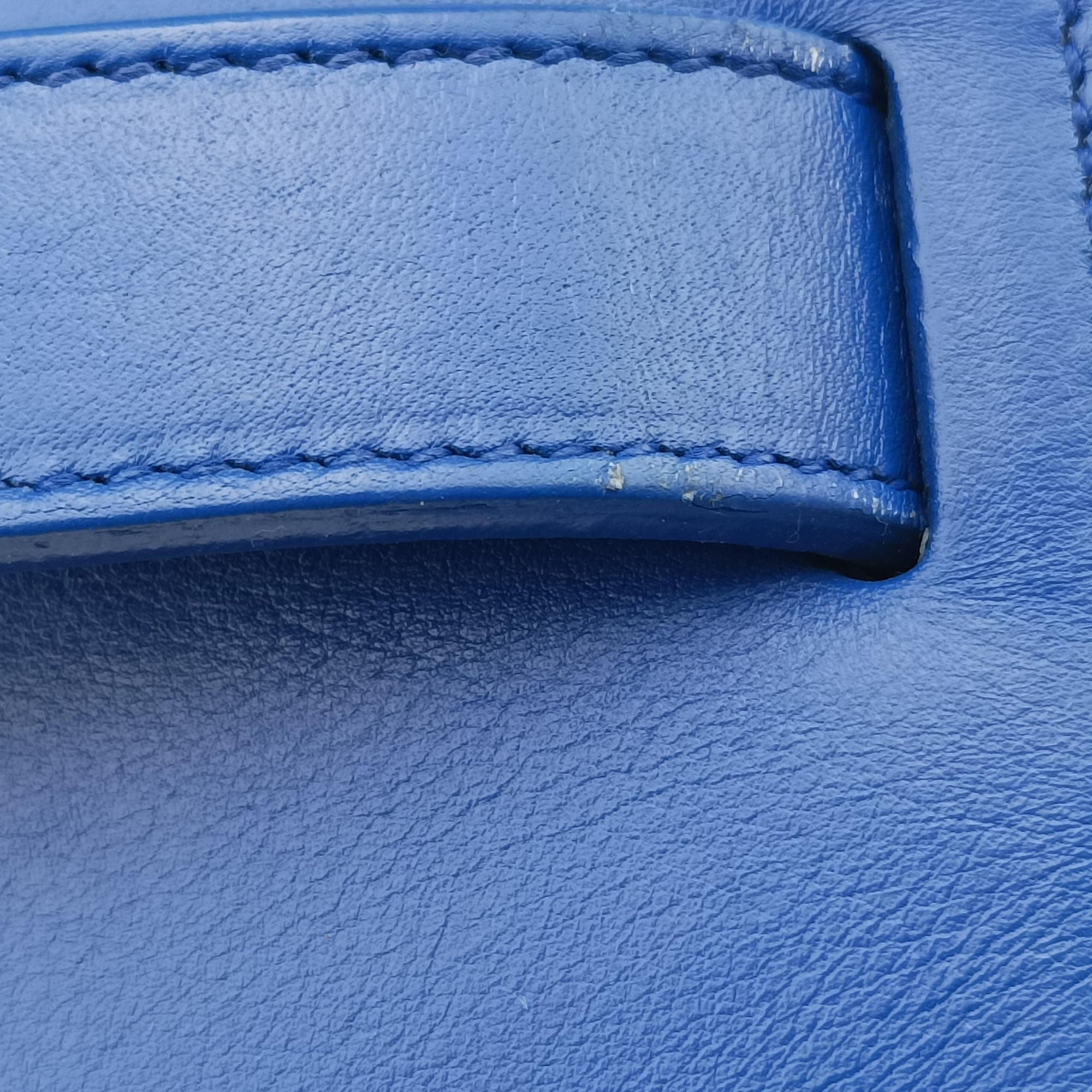 Pre-owned Yves Saint Laurent SAC DE JOUR Blue Leather 355153 shoulderbag | stylenewstar
