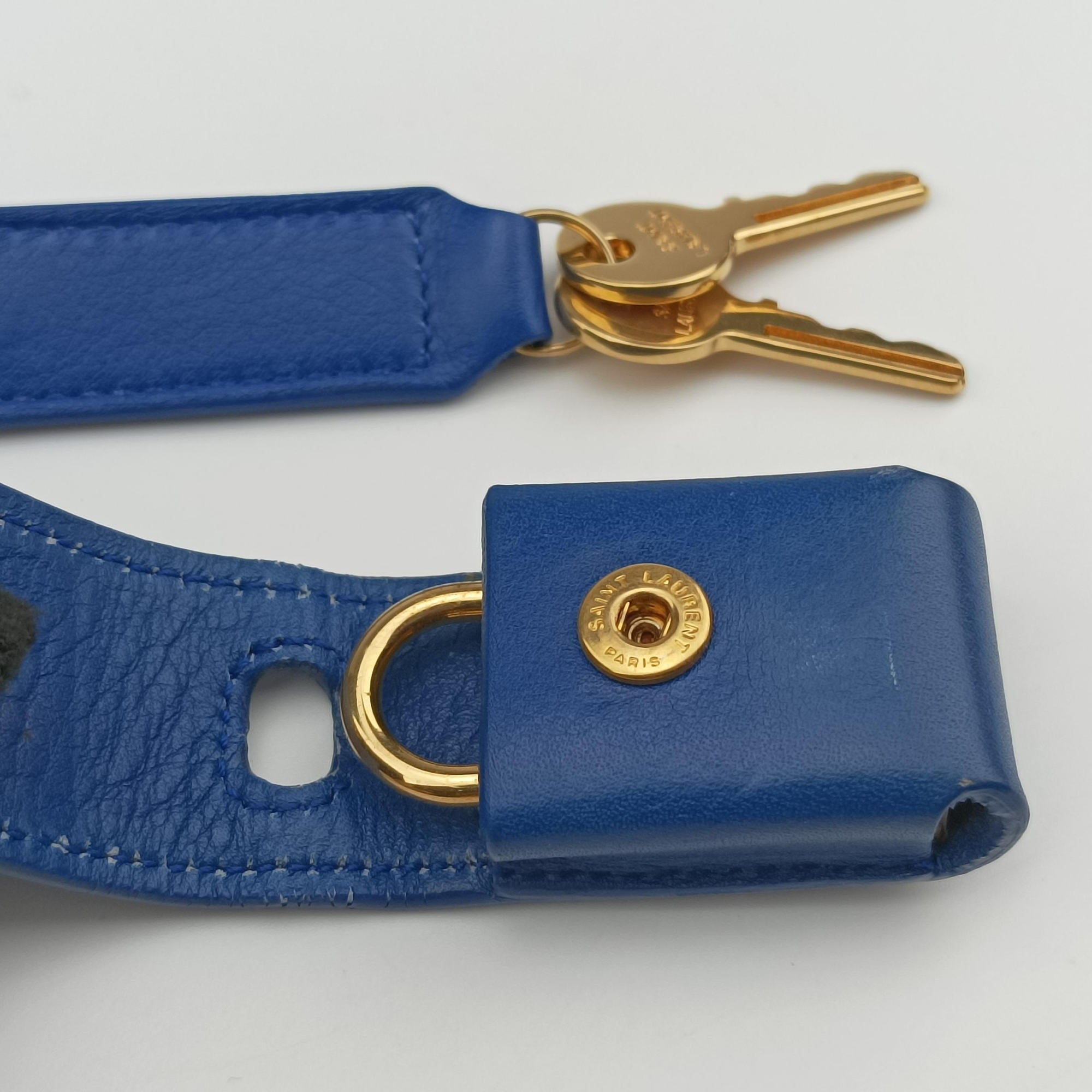 Pre-owned Yves Saint Laurent SAC DE JOUR Blue Leather 355153 shoulderbag | stylenewstar