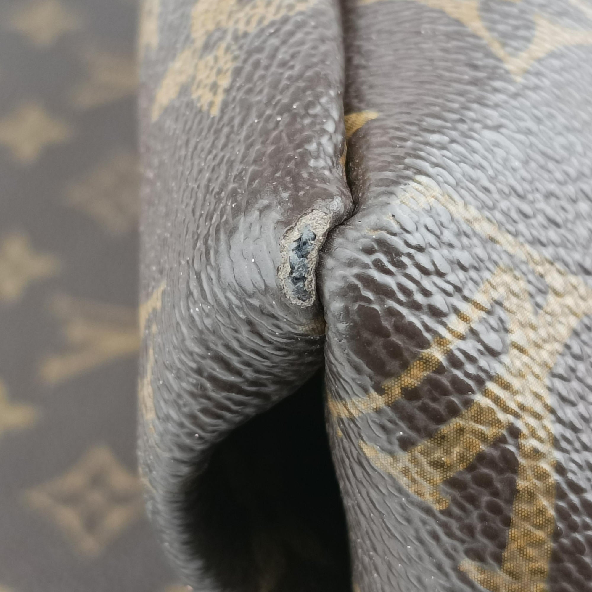 Secondhand Louis Vuitton ARTSY MM Brown Monogram Canvas M40249 handbag | stylenewstar