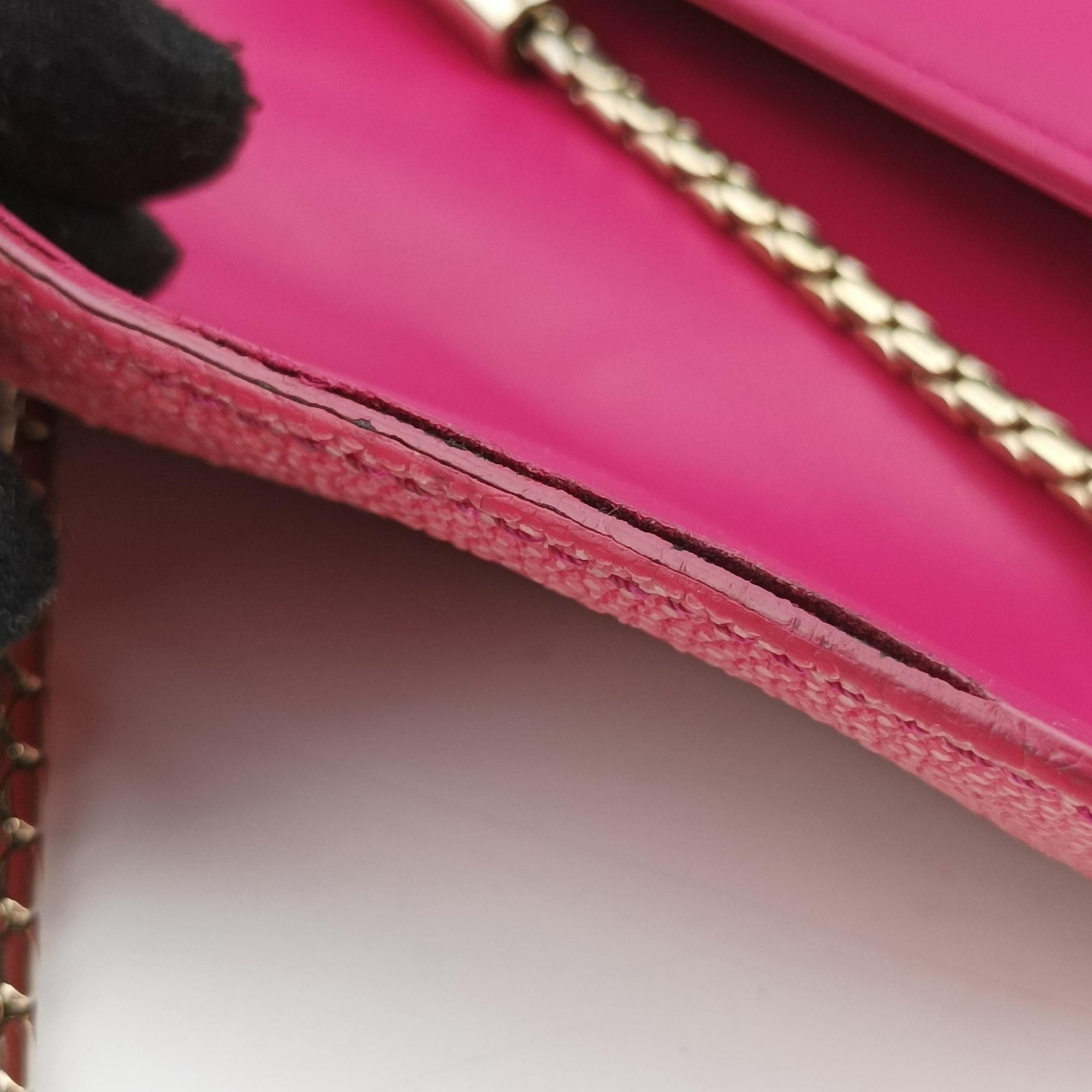 Pre-owned Bvlgari Serpenti Pink Galuchat Skin×Leather  shoulderbag | stylenewstar