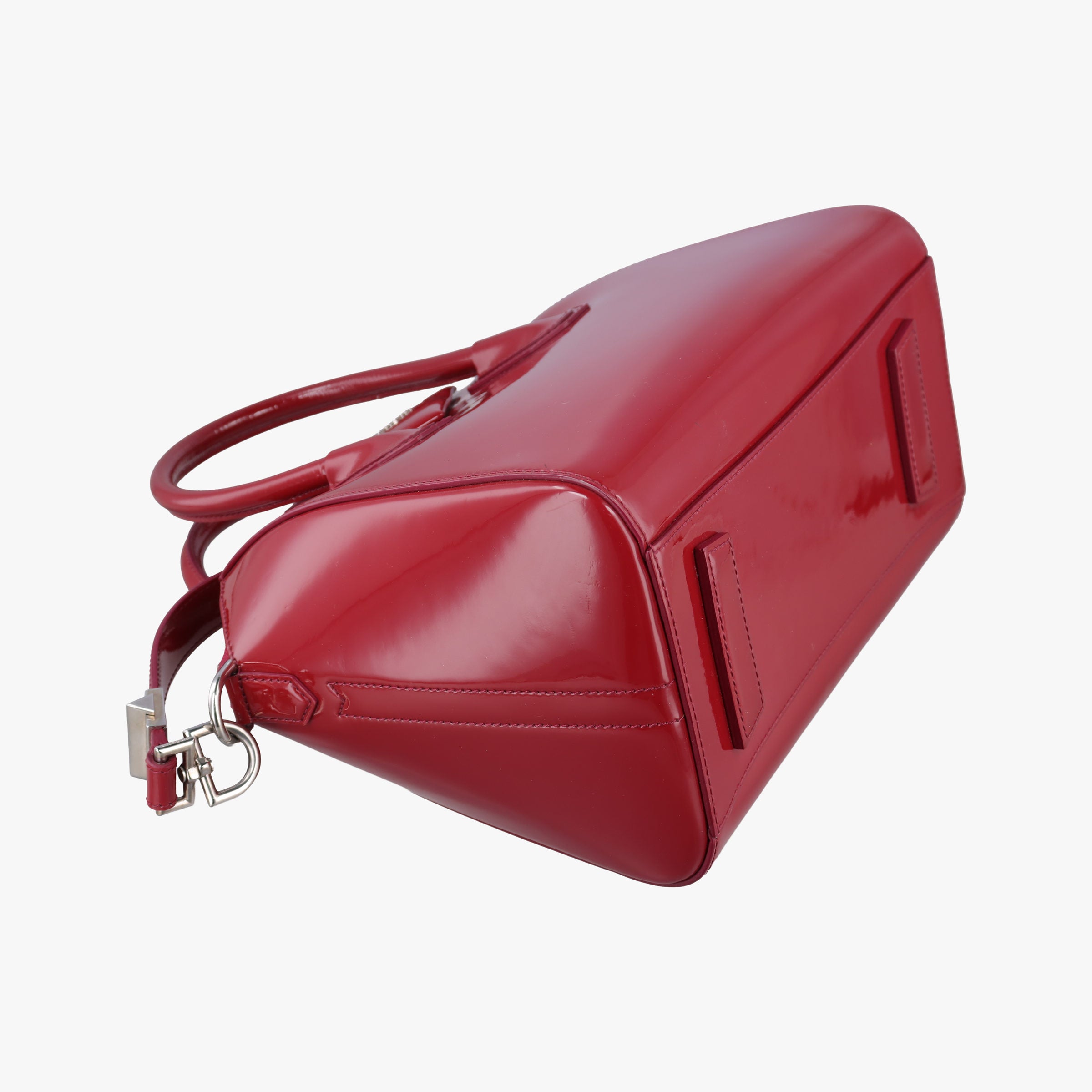 Secondhand Givenchy Antigona Red Patent  shoulderbag | stylenewstar