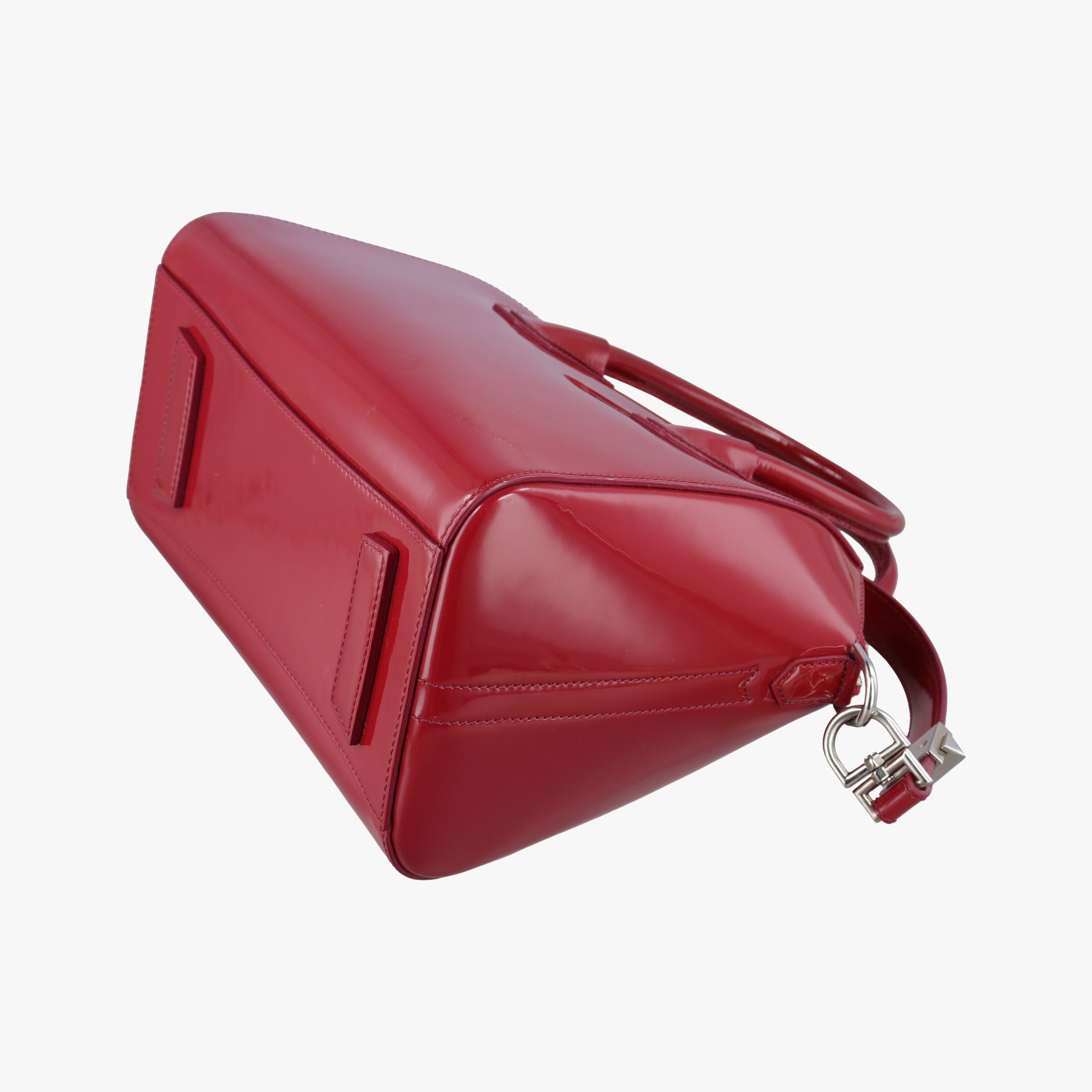 Secondhand Givenchy Antigona Red Patent  shoulderbag | stylenewstar