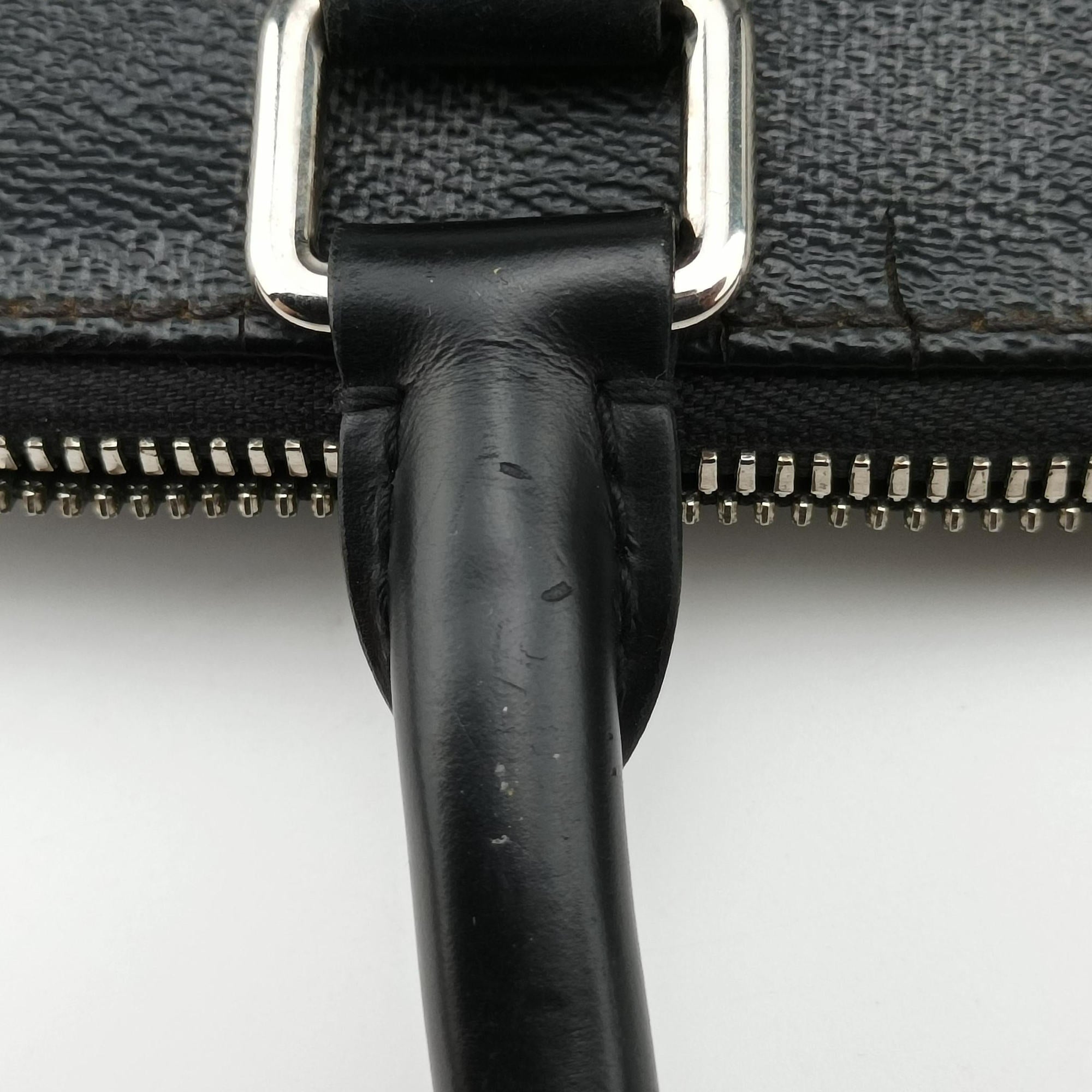 Pre-owned Louis Vuitton Porte Documents Jour Noir Damier Graphite N48224 handbag | stylenewstar