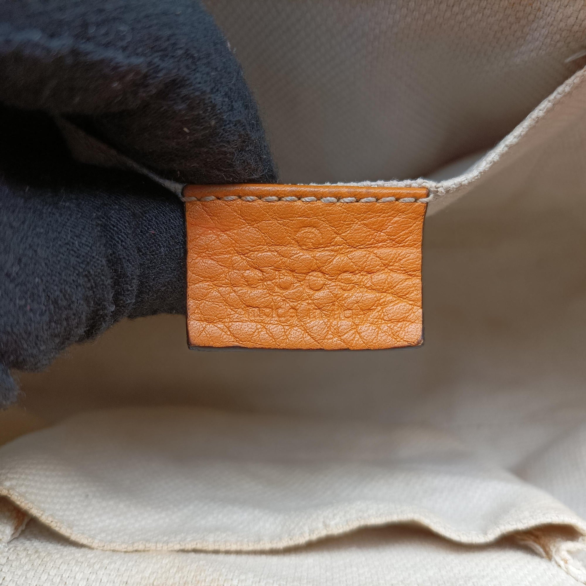 Pre-owned Gucci Soho Orange Leather 308364 shoulderbag | stylenewstar