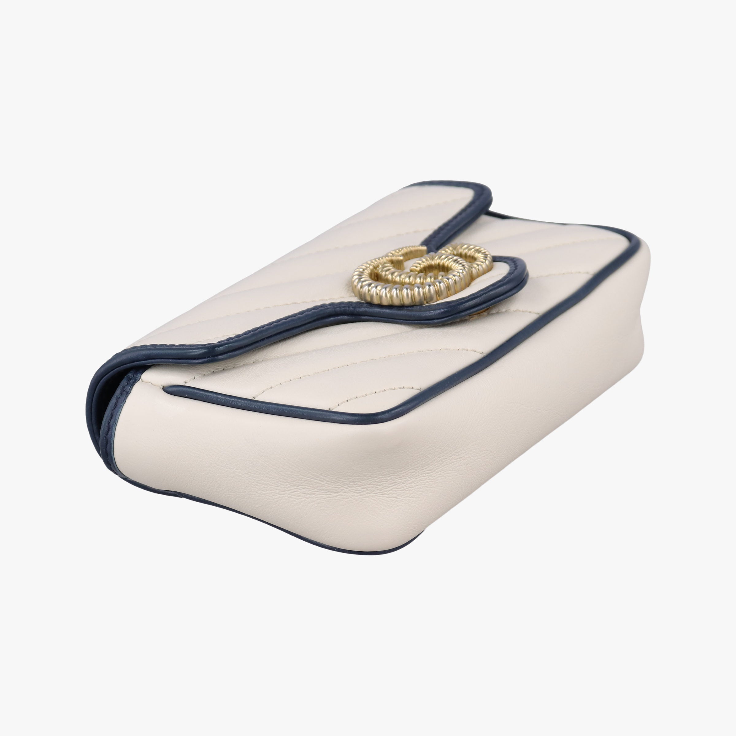 Secondhand Gucci GG Marmont White×navy Leather 574969 shoulderbag | stylenewstar