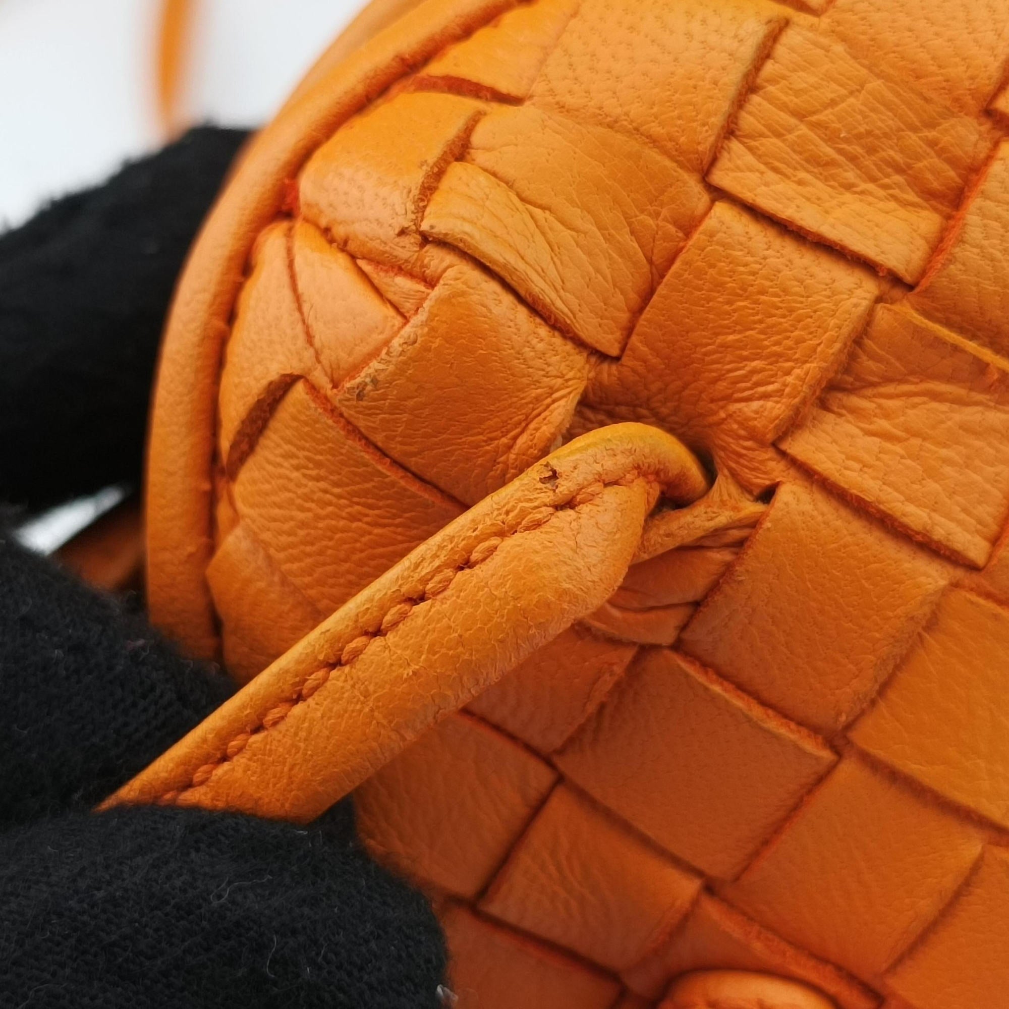 Pre-owned Bottega Veneta NODINI Intrecciato Orange lambskin  shoulderbag | stylenewstar