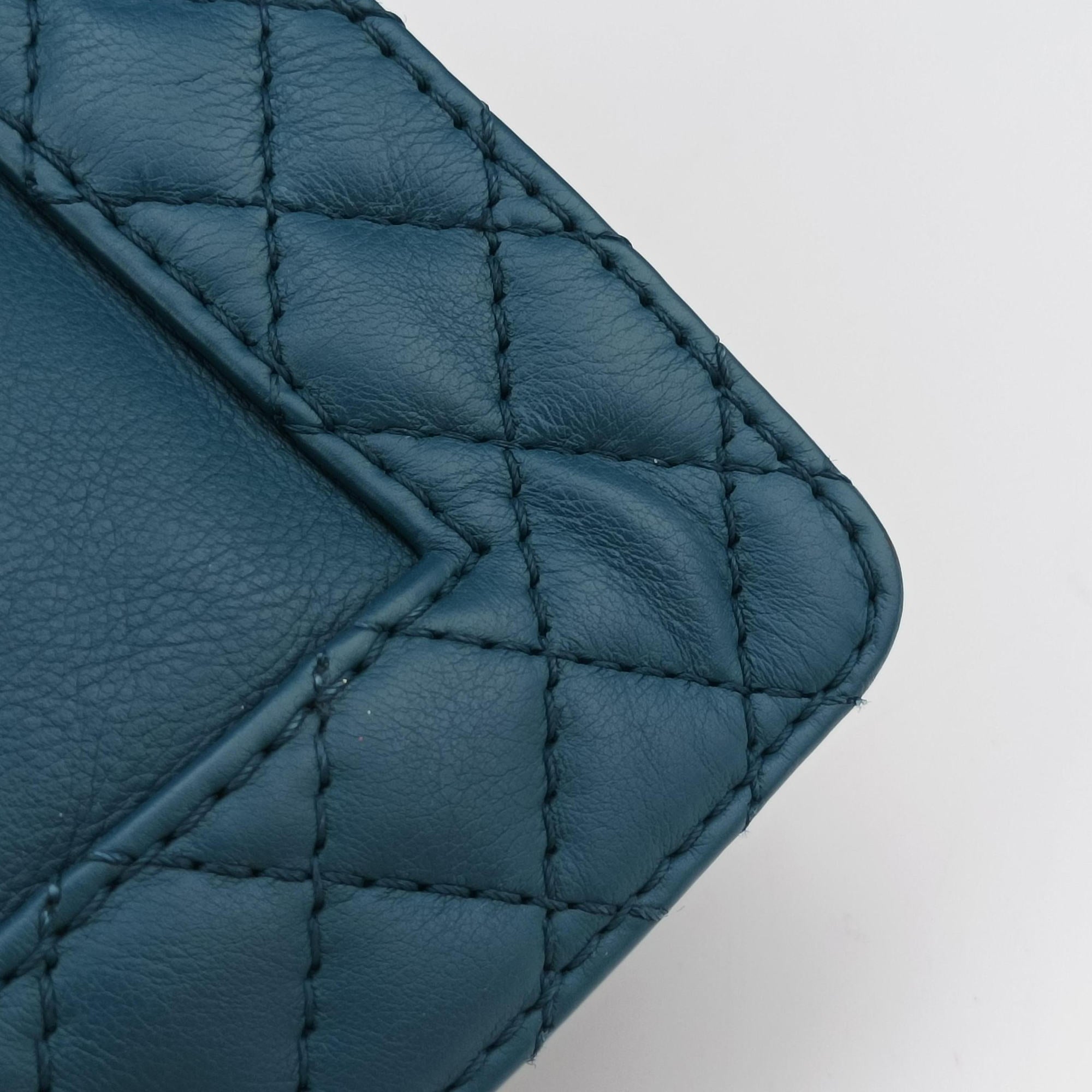 Pre-owned Chanel BOY CHANEL Blue Leather A67948 shoulderbag | stylenewstar