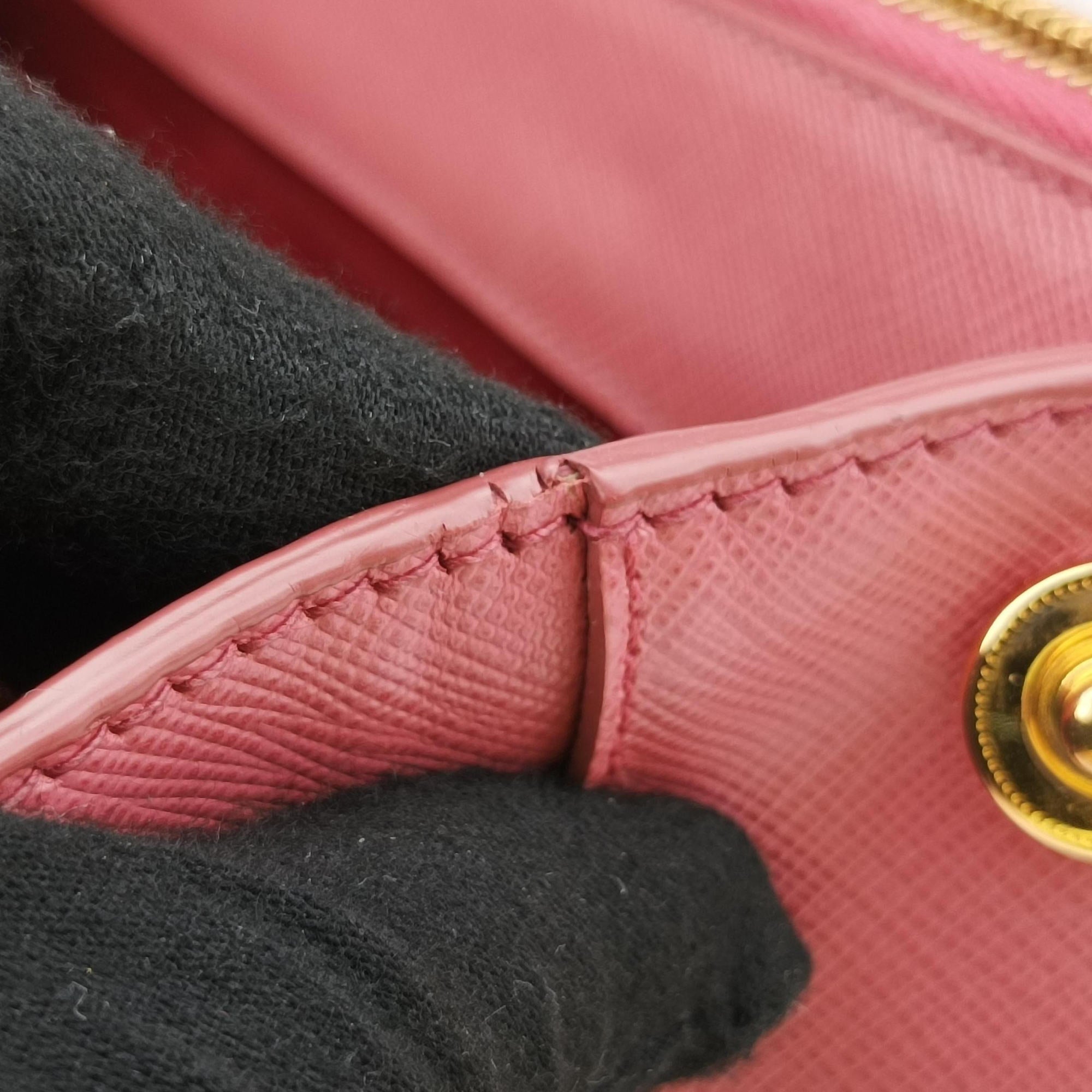 Pre-owned Prada Galleria Pink SAFFIANO Leather BN1786 handbag | stylenewstar