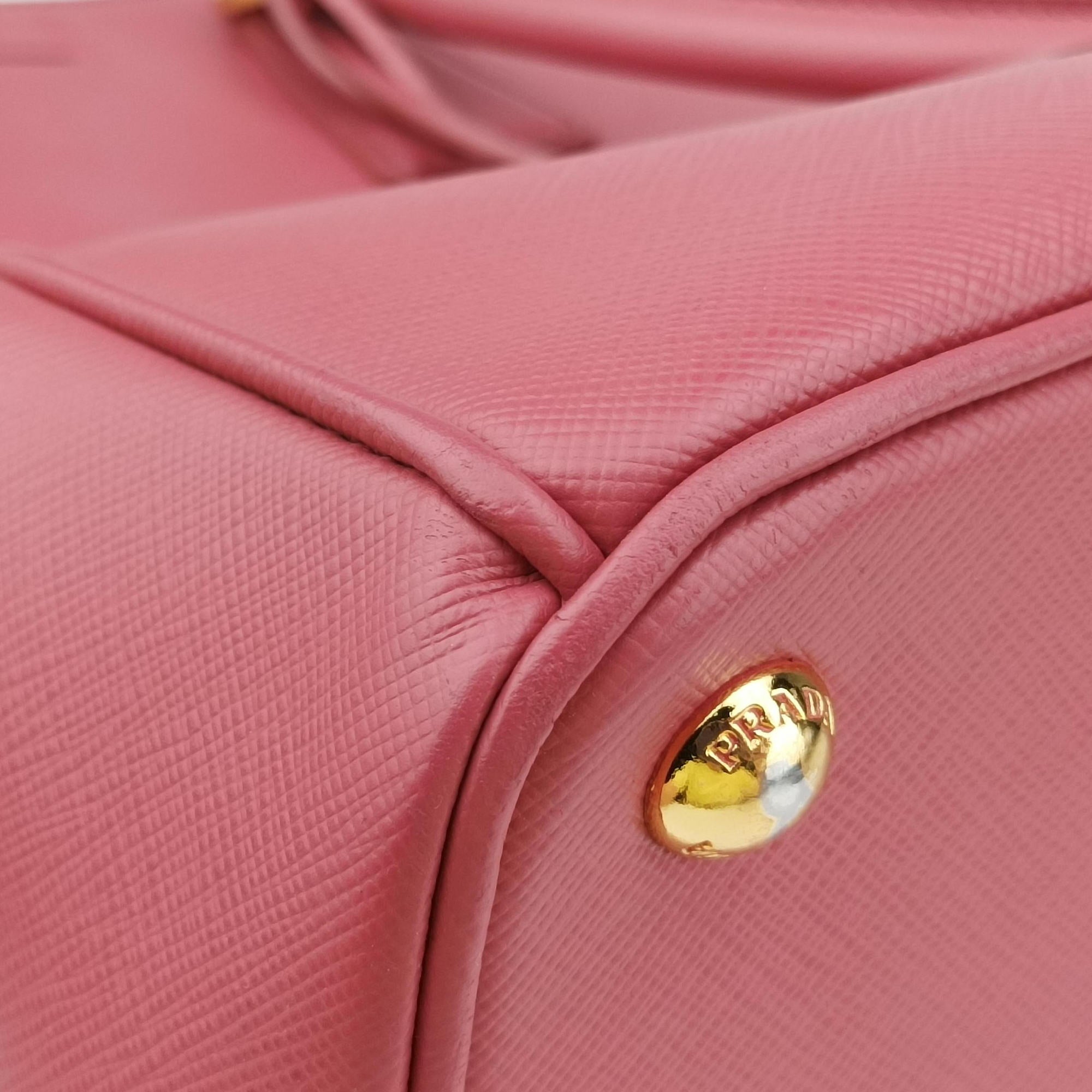 Pre-owned Prada Galleria Pink SAFFIANO Leather BN1786 handbag | stylenewstar