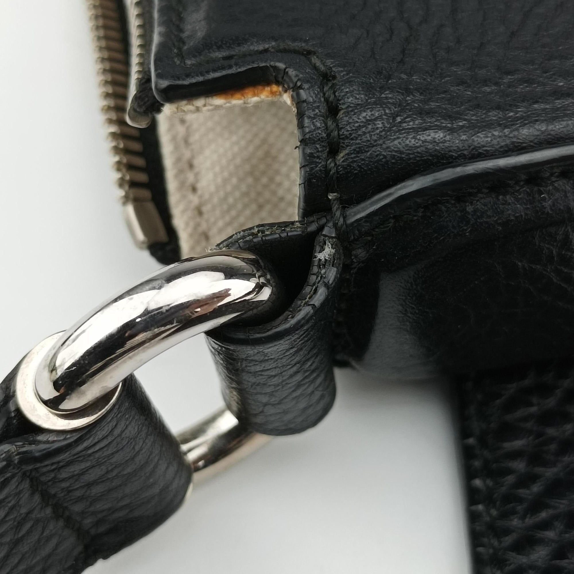 Vintage Gucci Interlocking G Logo Soho Messenger Black Leather 322059 shoulderbag | stylenewstar
