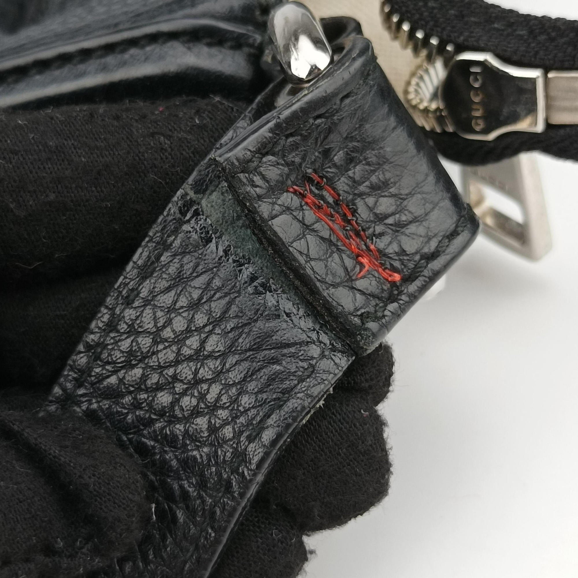 Vintage Gucci Interlocking G Logo Soho Messenger Black Leather 322059 shoulderbag | stylenewstar