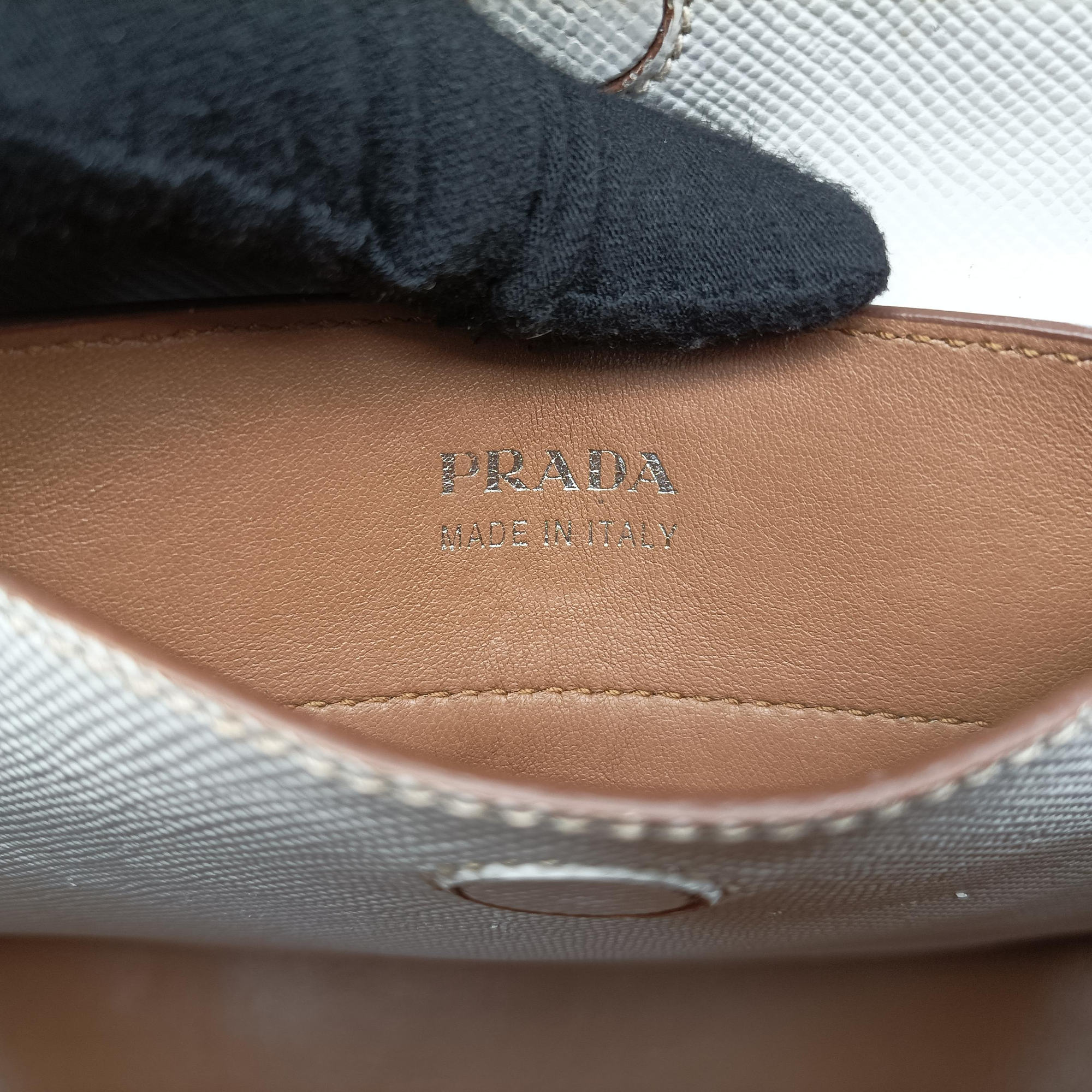Pre-owned Prada Half Flap Double Turn Lock White SAFFIANO Leather BN2821 shoulderbag | stylenewstar