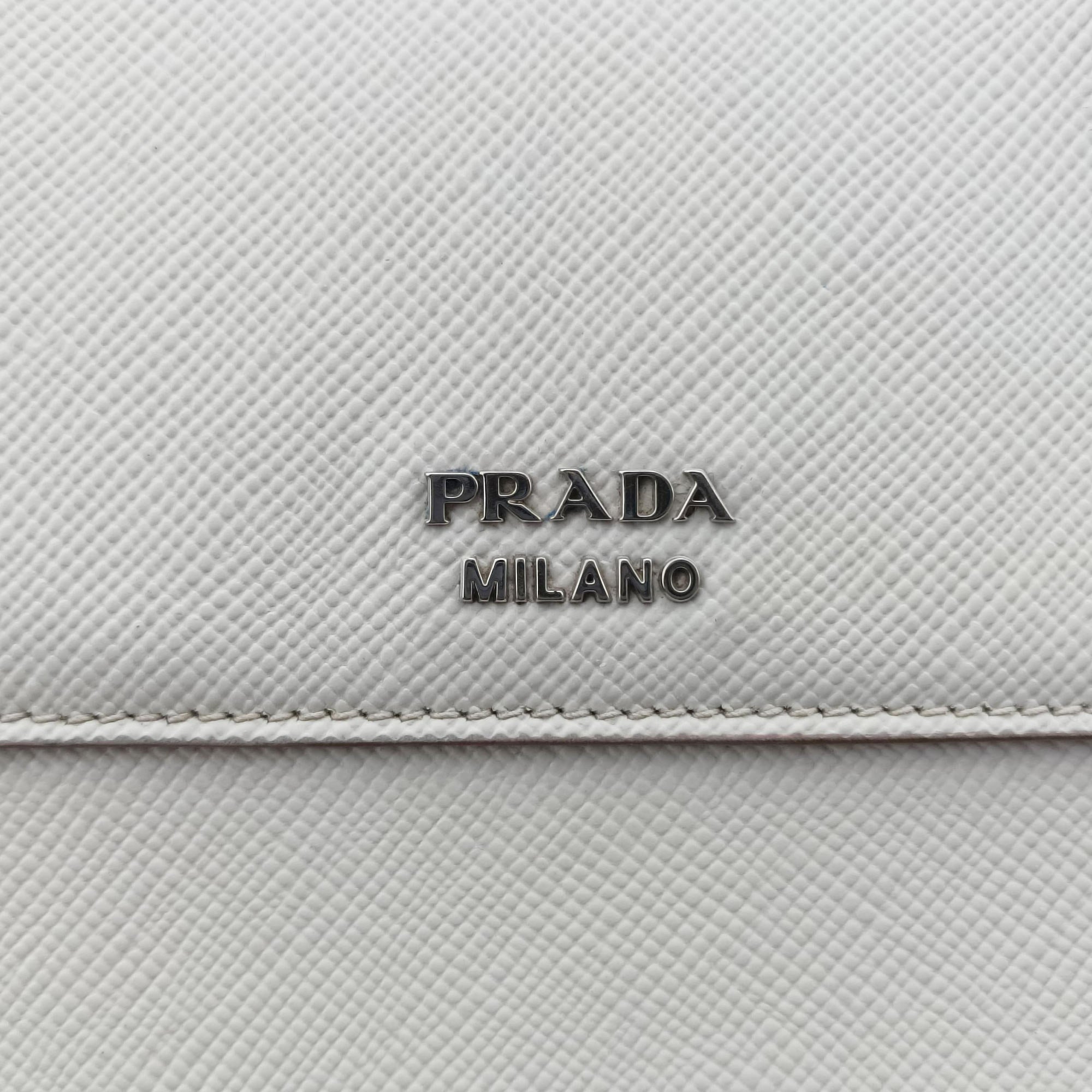 Pre-owned Prada Half Flap Double Turn Lock White SAFFIANO Leather BN2821 shoulderbag | stylenewstar