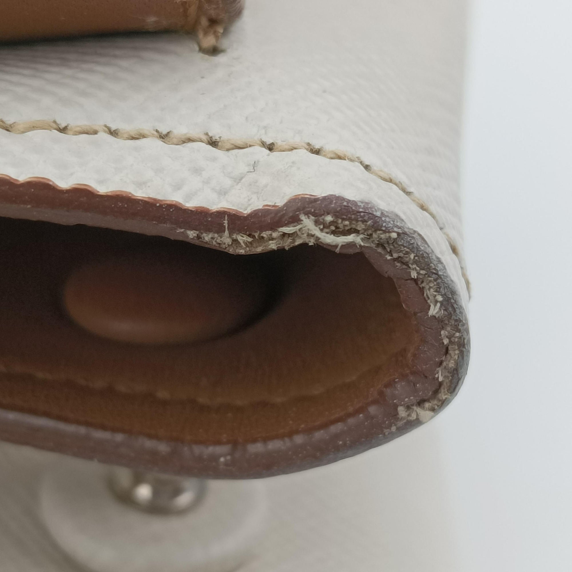 Pre-owned Prada Half Flap Double Turn Lock White SAFFIANO Leather BN2821 shoulderbag | stylenewstar