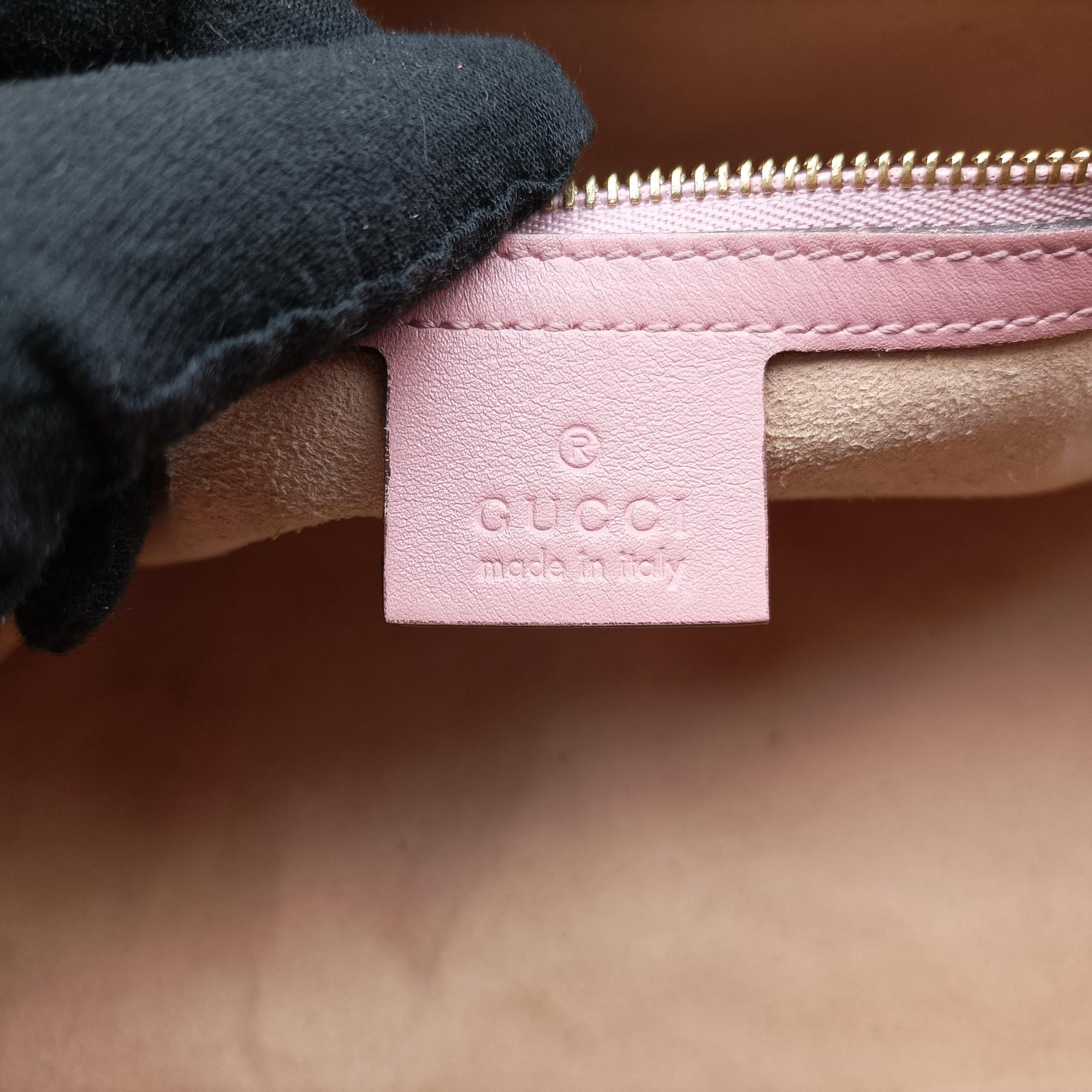 Secondhand Gucci Guccissima Pink Leather 453573 shoulderbag | stylenewstar