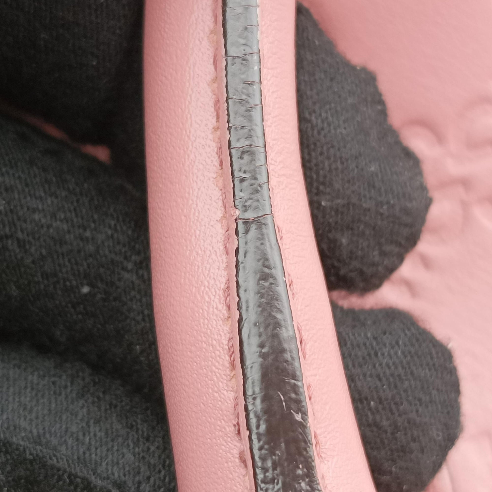 Secondhand Gucci Guccissima Pink Leather 453573 shoulderbag | stylenewstar